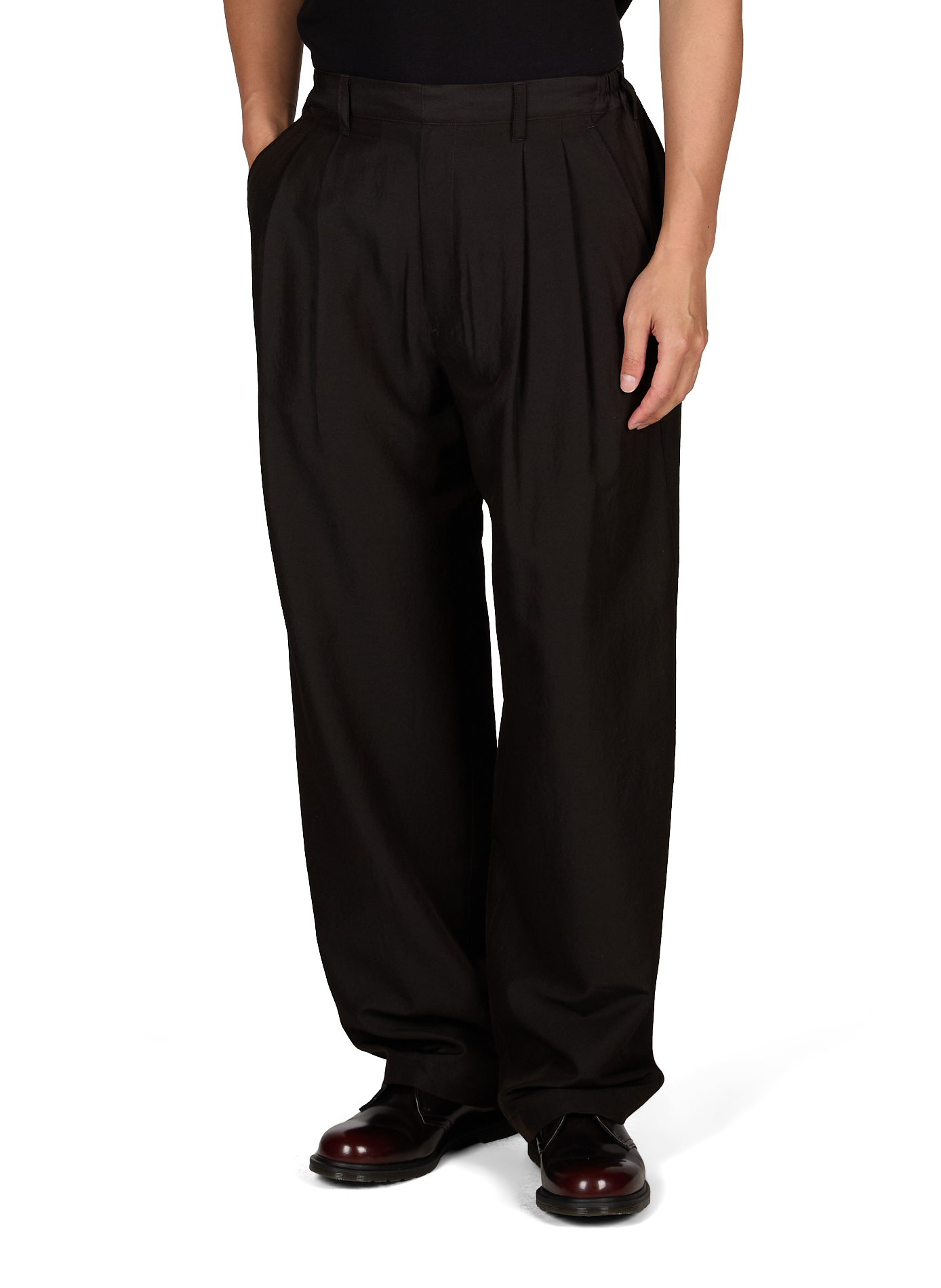 Pantalon ample à taille élastiquée en laine et soie SSSTEIN Noir