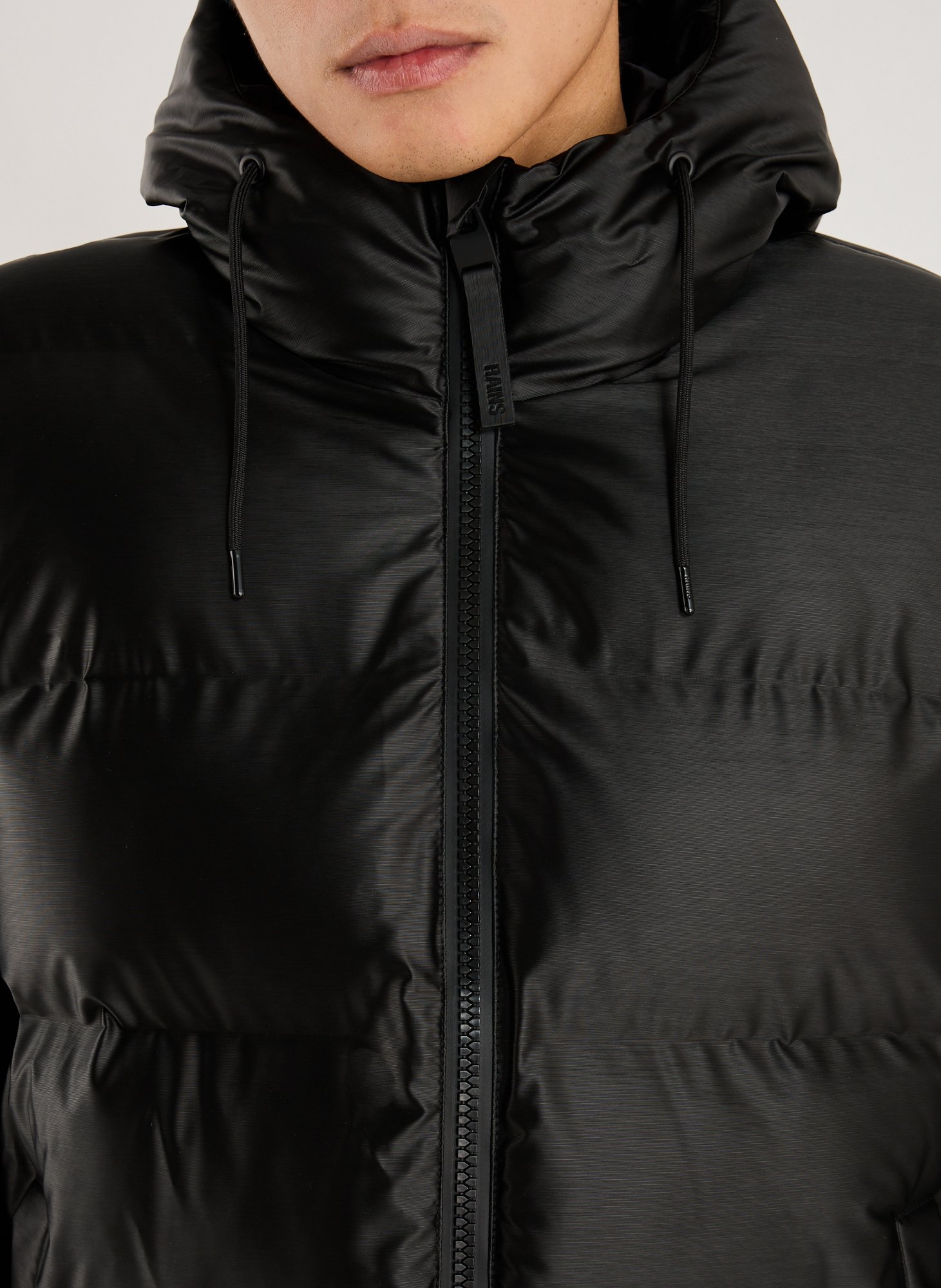 Doudoune Alta matelassée à capuche RAINS Noir