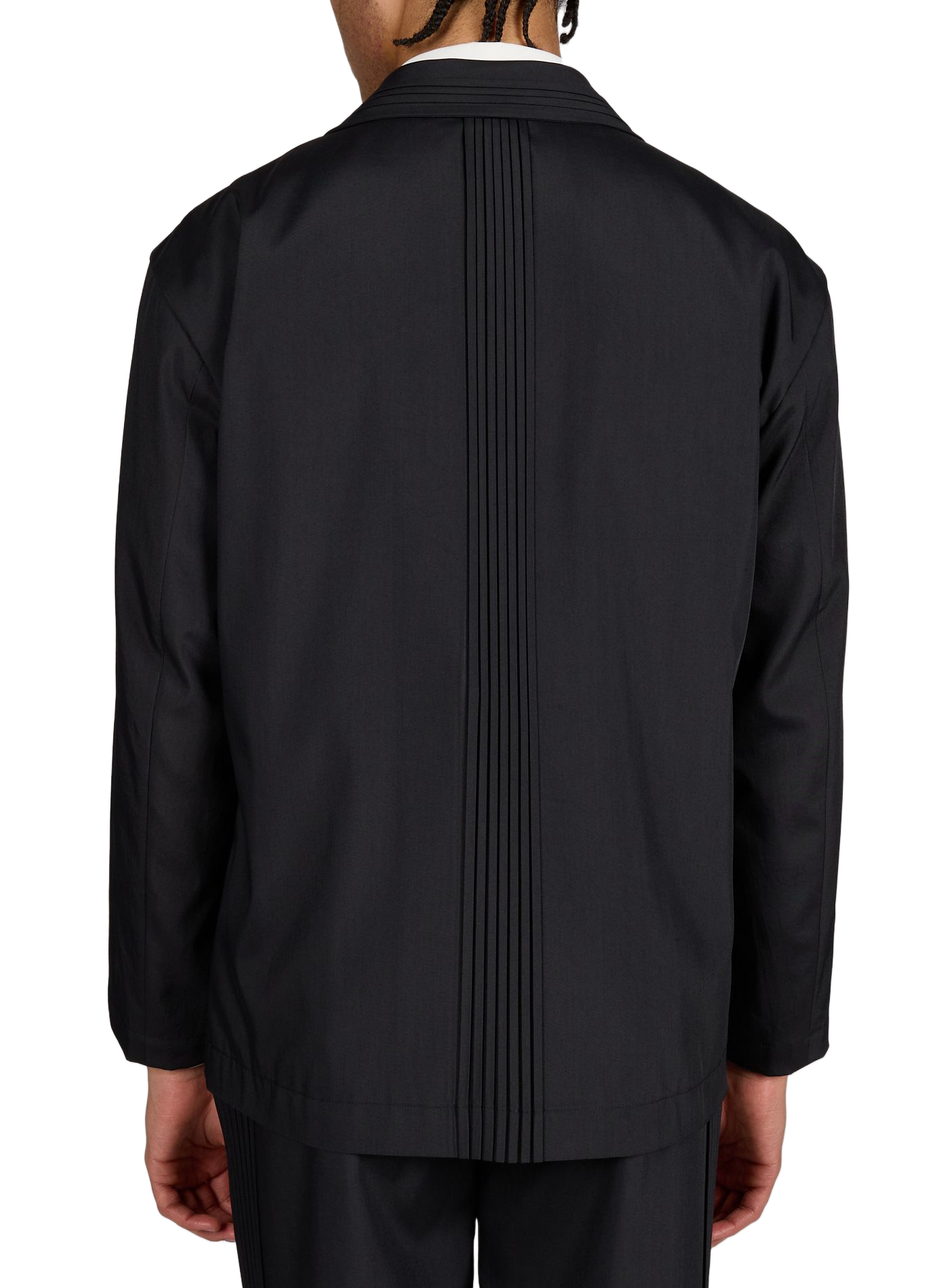 Straight blazer with a tailored collar. ISSEY MIYAKE Black