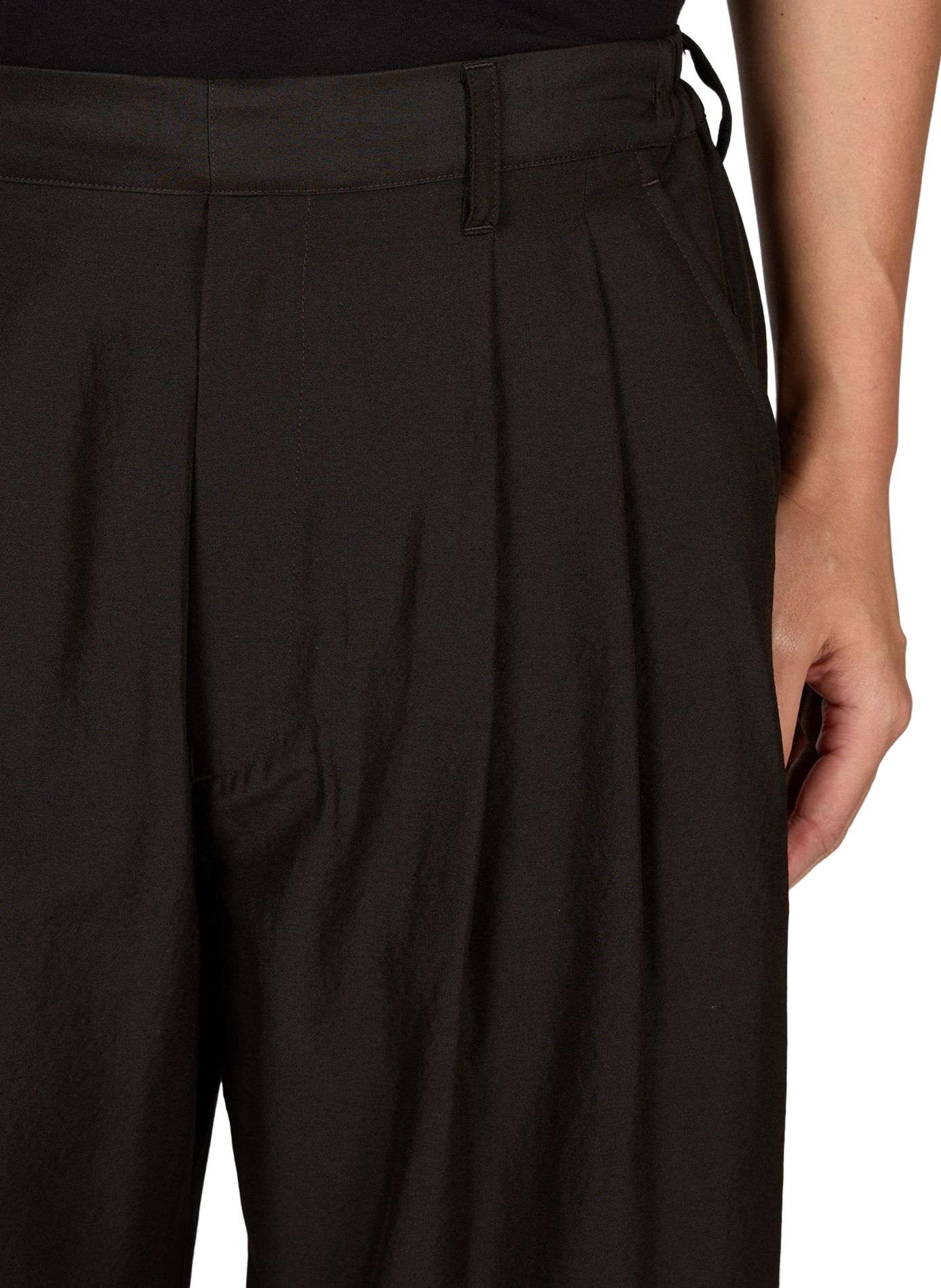 Pantalon ample à taille élastiquée en laine et soie SSSTEIN Noir