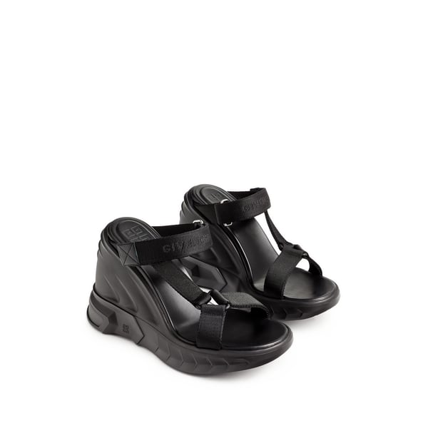 Sandales à lanières