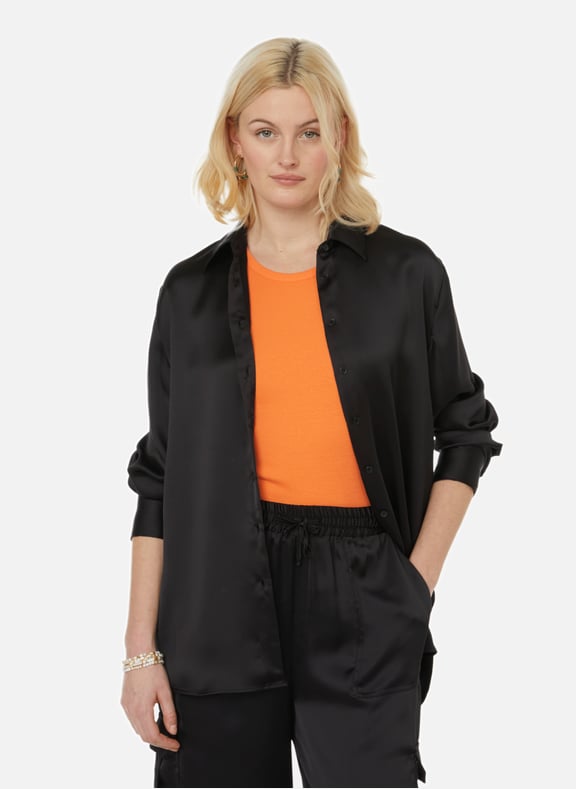 Chemise satinée en polyester recyclé mélangé Noir by SAISON 1865 SAISON 1865 Chemise satinée en polyester recyclé mélangé Noir