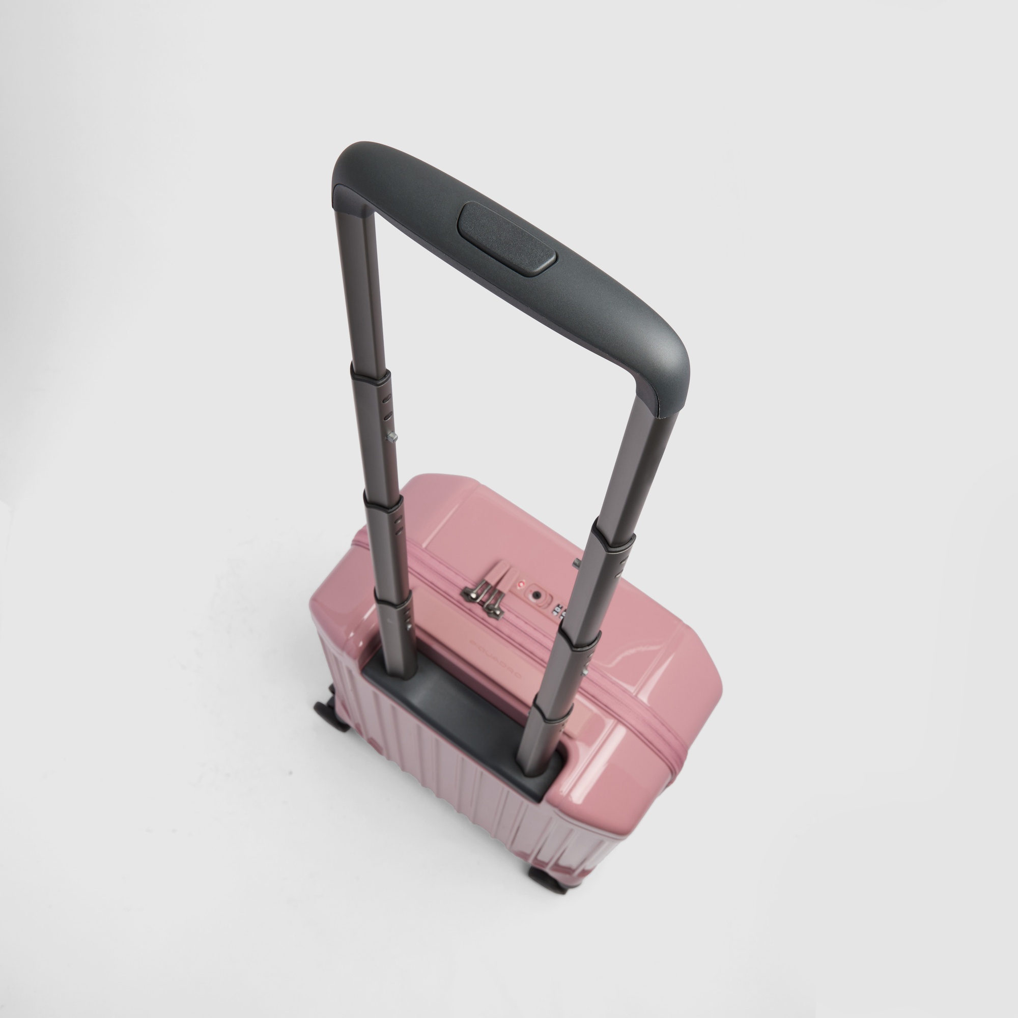 Trolley koffer met 2 wielen onder de stoel PIQUADRO Roze