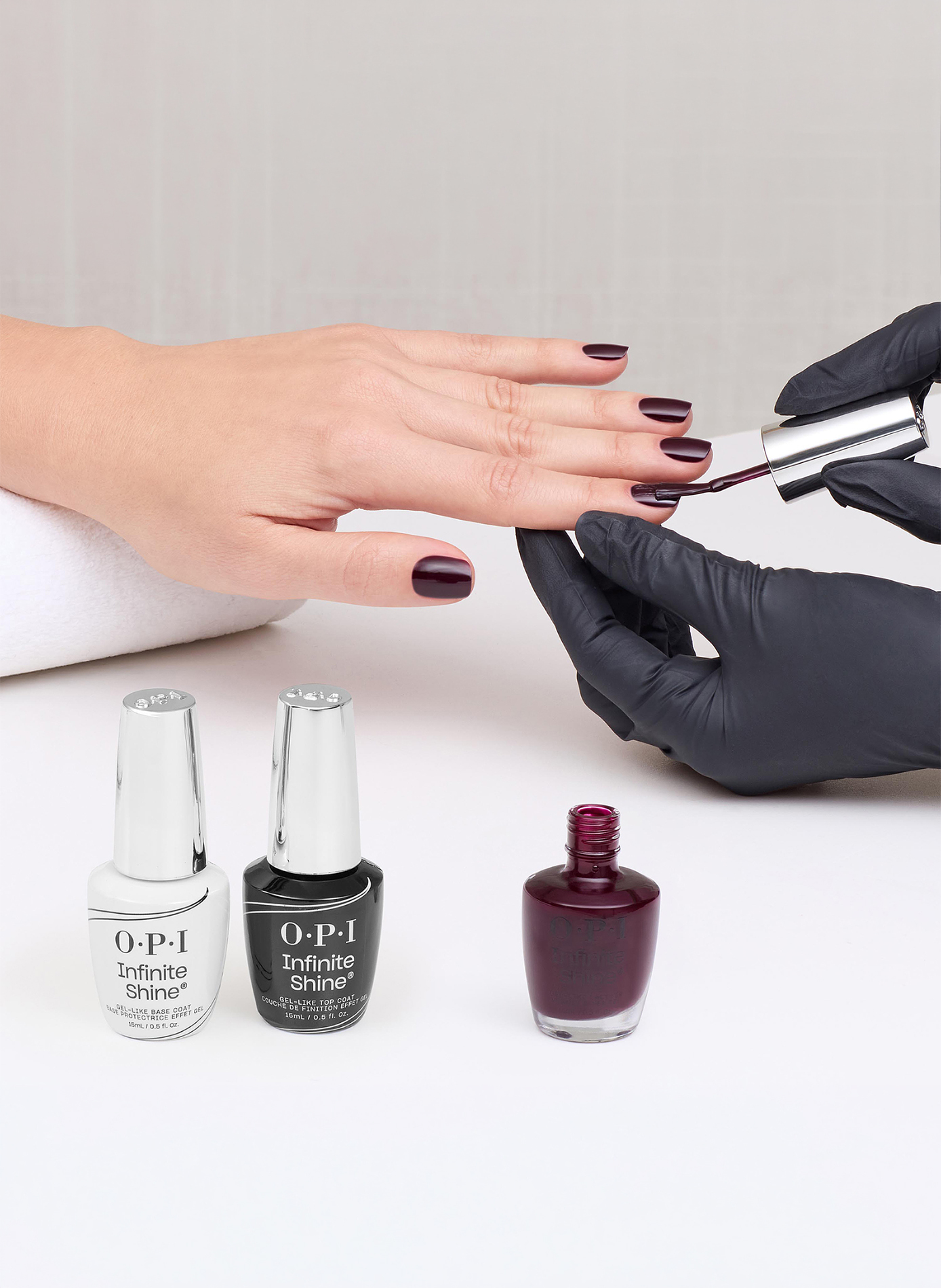 Mrs. O’ Leary’s BBQ - Infinite Shine OPI Violet foncé