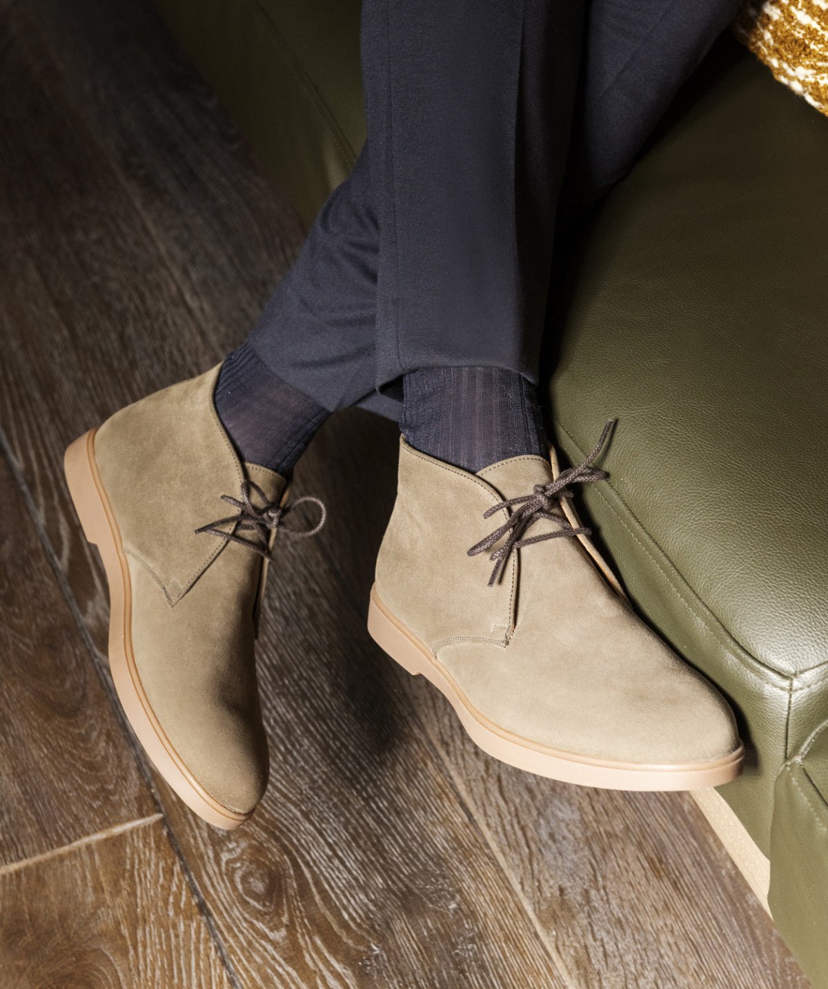 Bottines daim sahara FINSBURY Vert