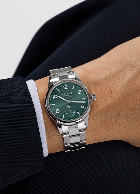 montre nomos cadran vert petrole idées cadeaux pour la fête des pères 2025