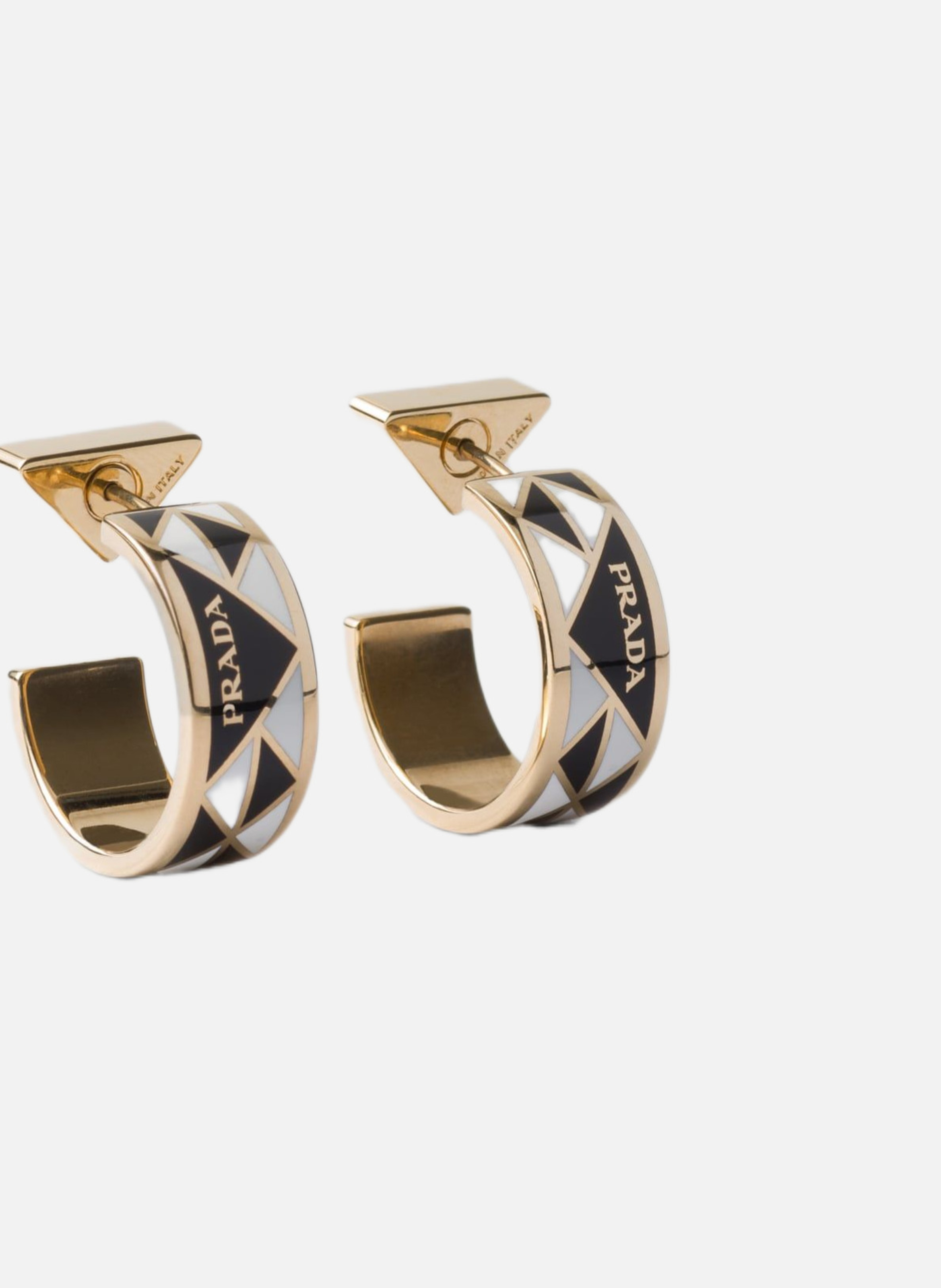 Boucles d’oreilles en métal émaillé PRADA Noir