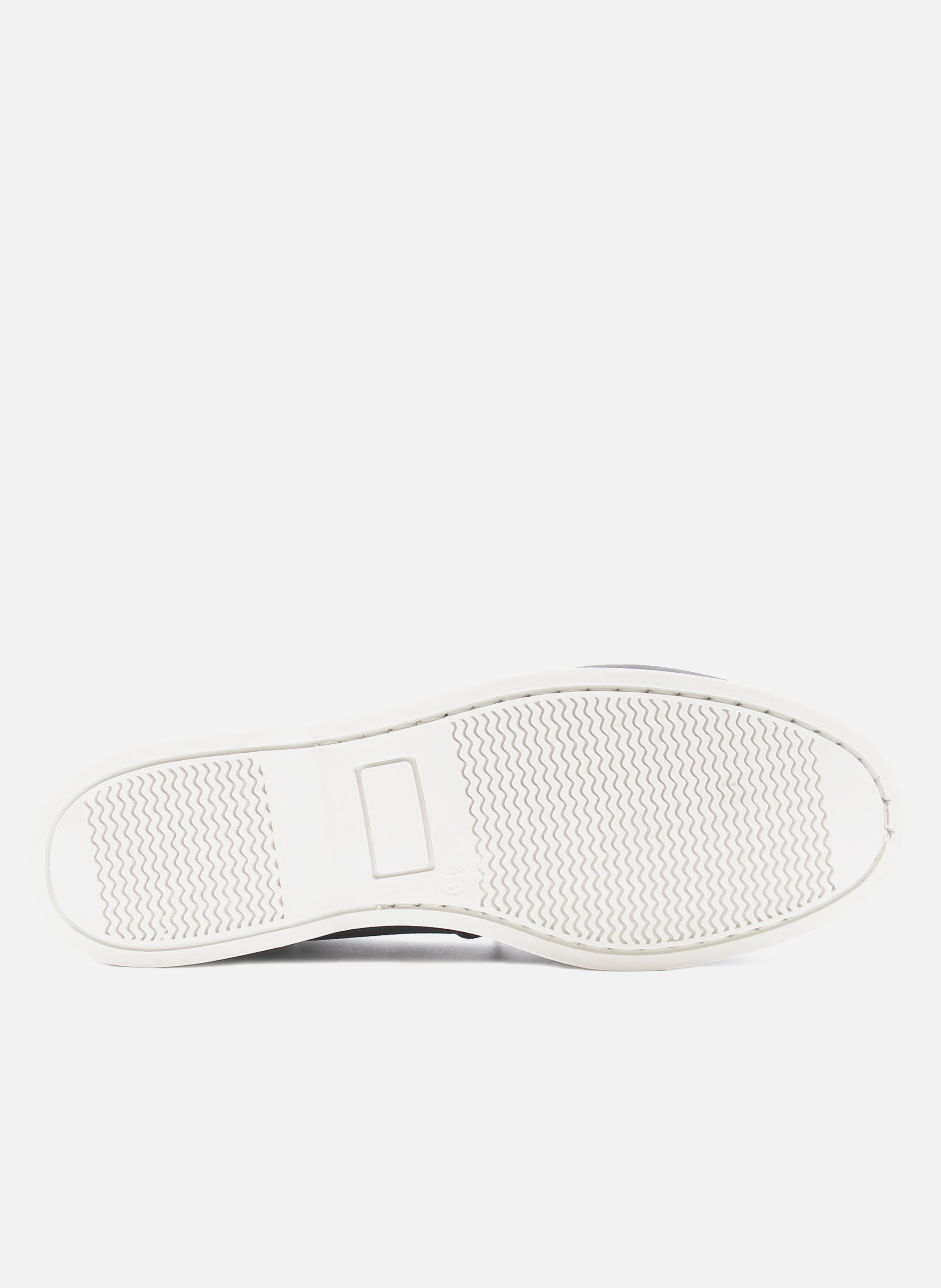 Chaussures bateau cuir mat brossé JULES & JENN Noir