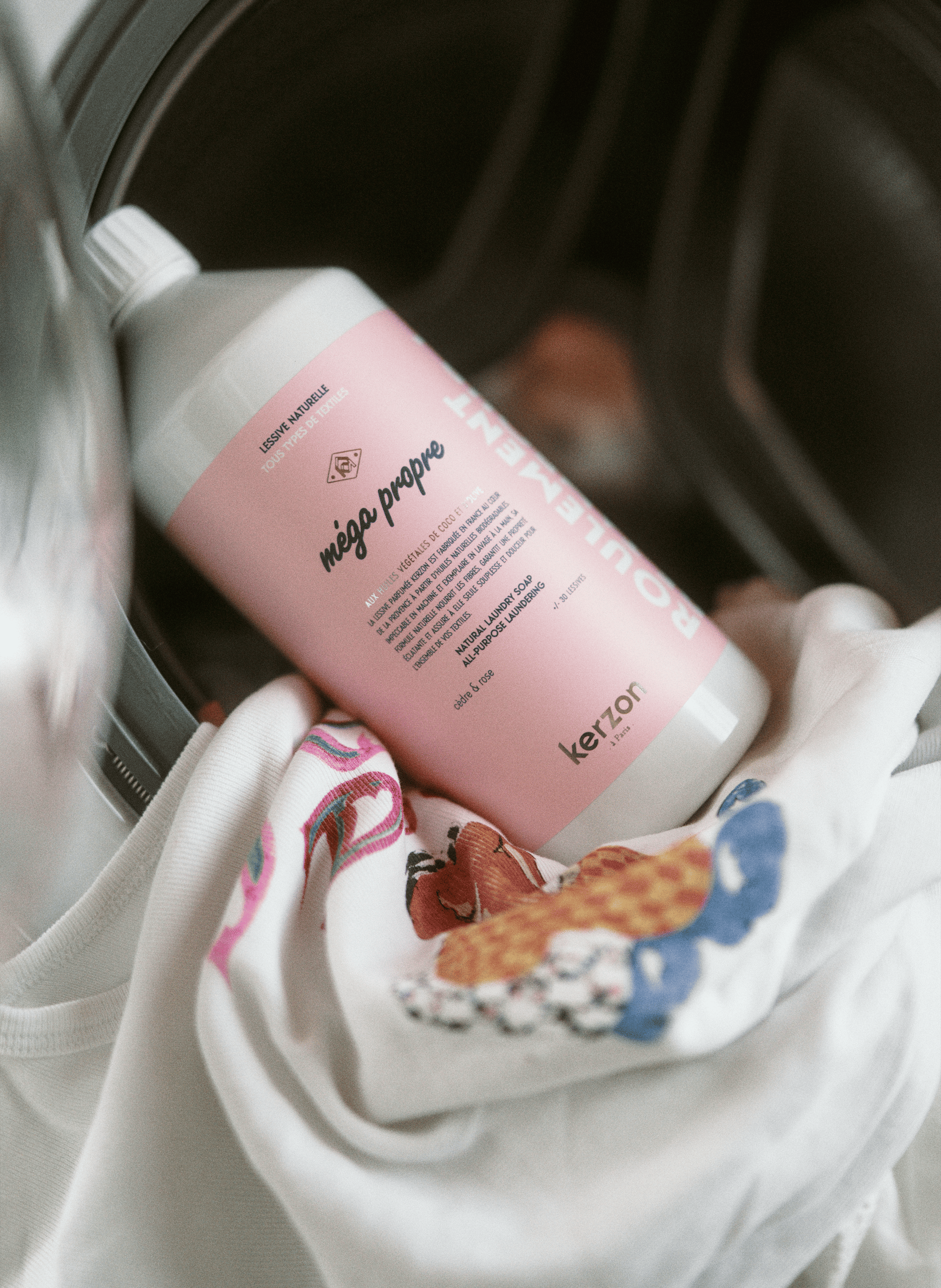 Scented laundry detergent - Mega Clean KERZON No color