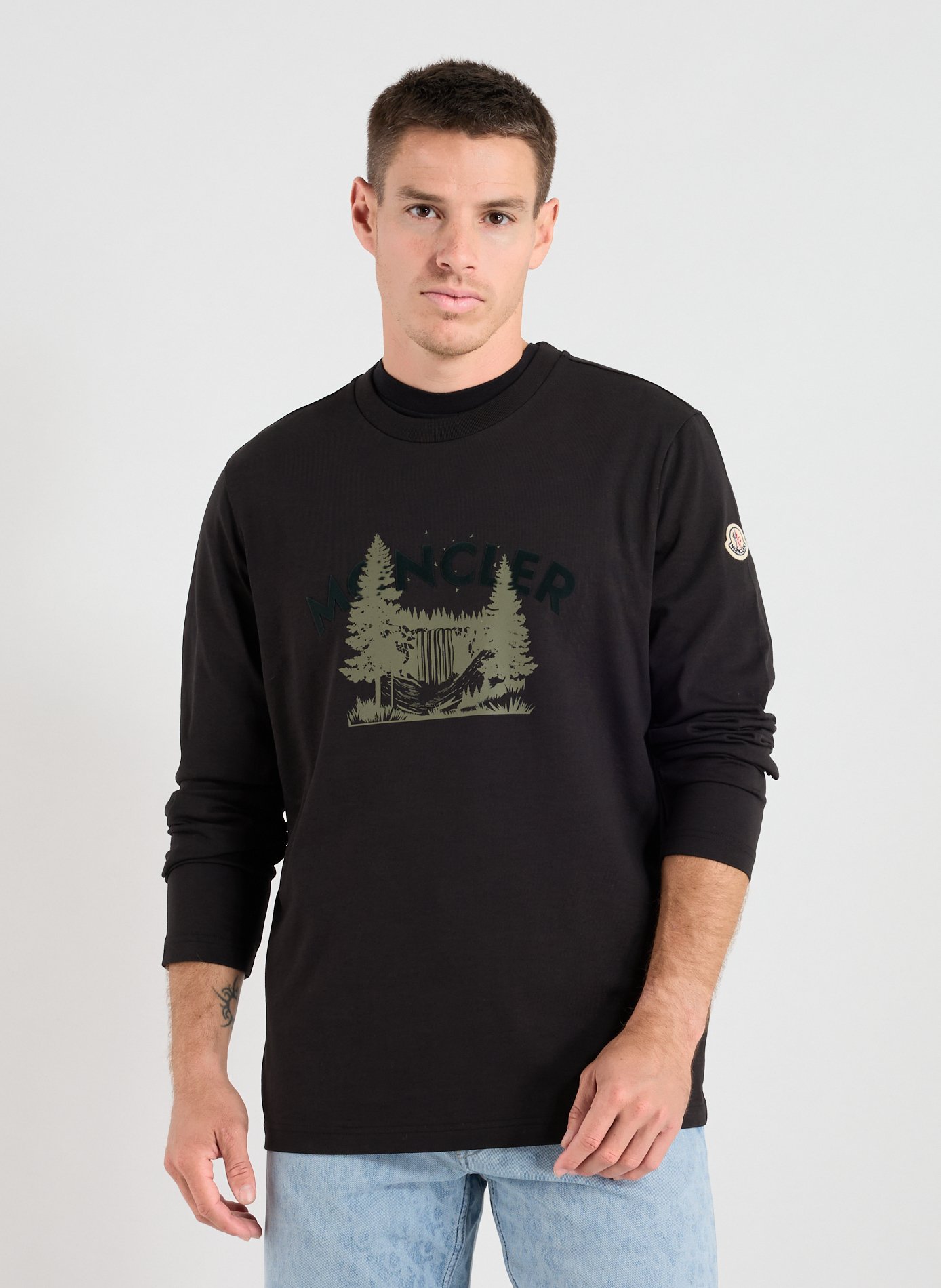 MONCLER Round neck long-sleeved cotton T-shirt Grey