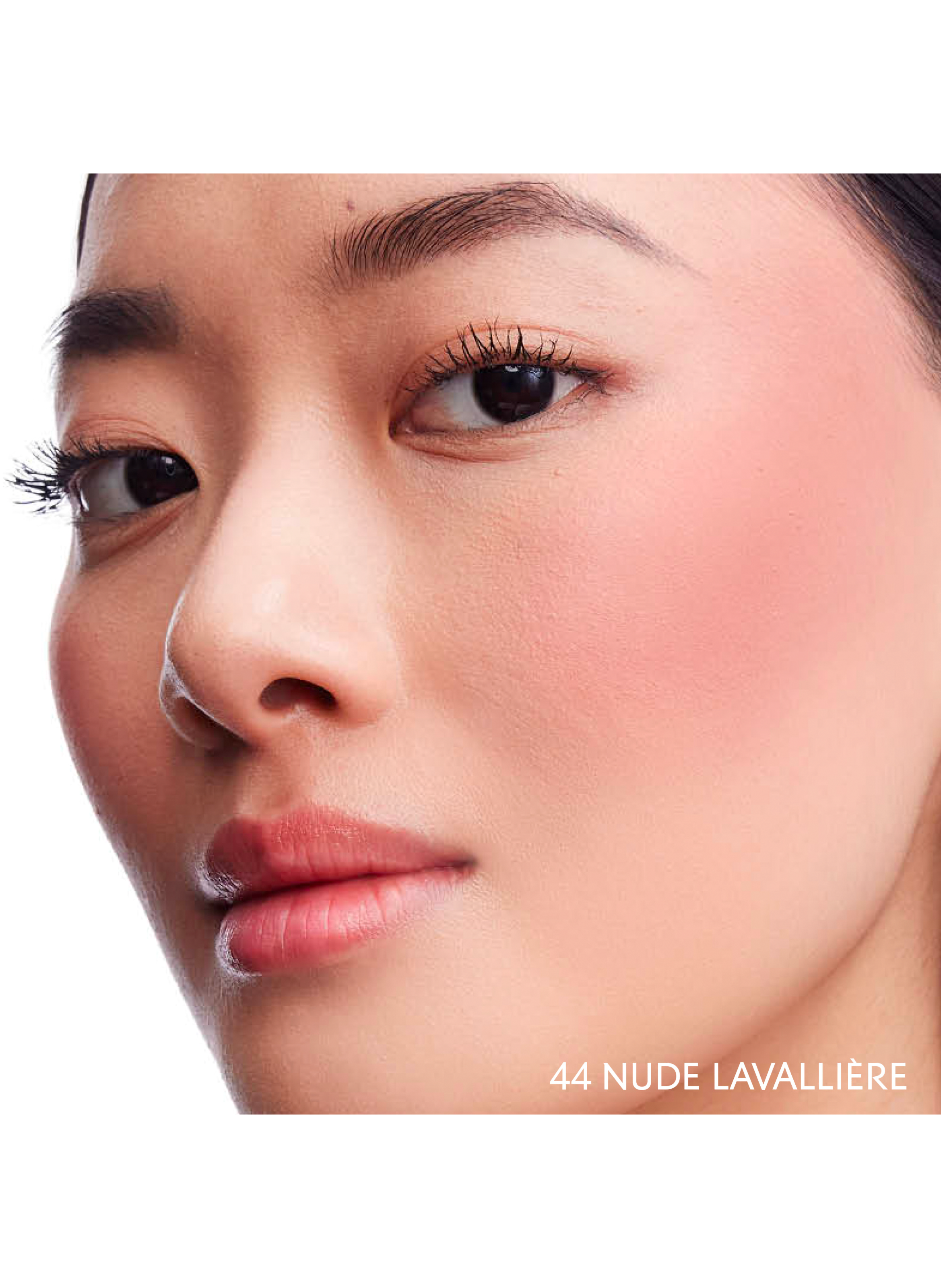 Make Me Blush Powder Blush Nude lavallière