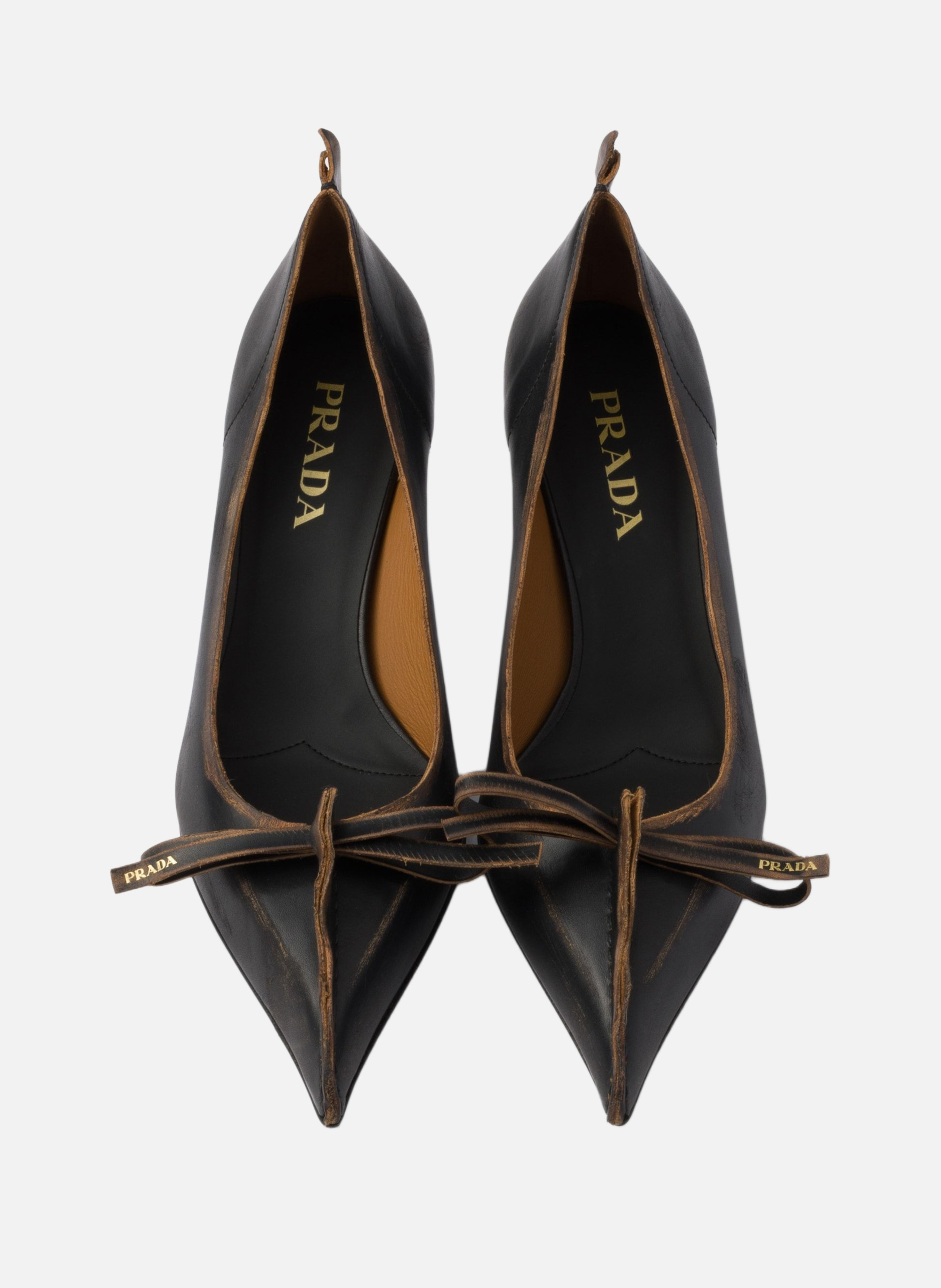 Escarpins en cuir vieilli PRADA Noir