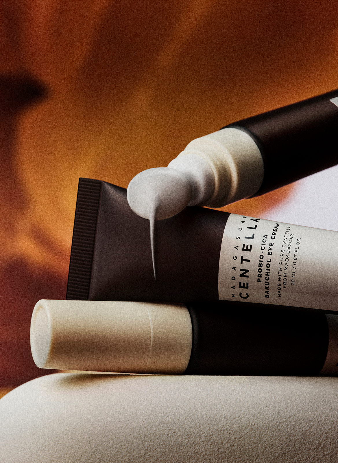 Crème contour des yeux à la Centella Asiatica et au Bakuchiol SKIN1004 No color