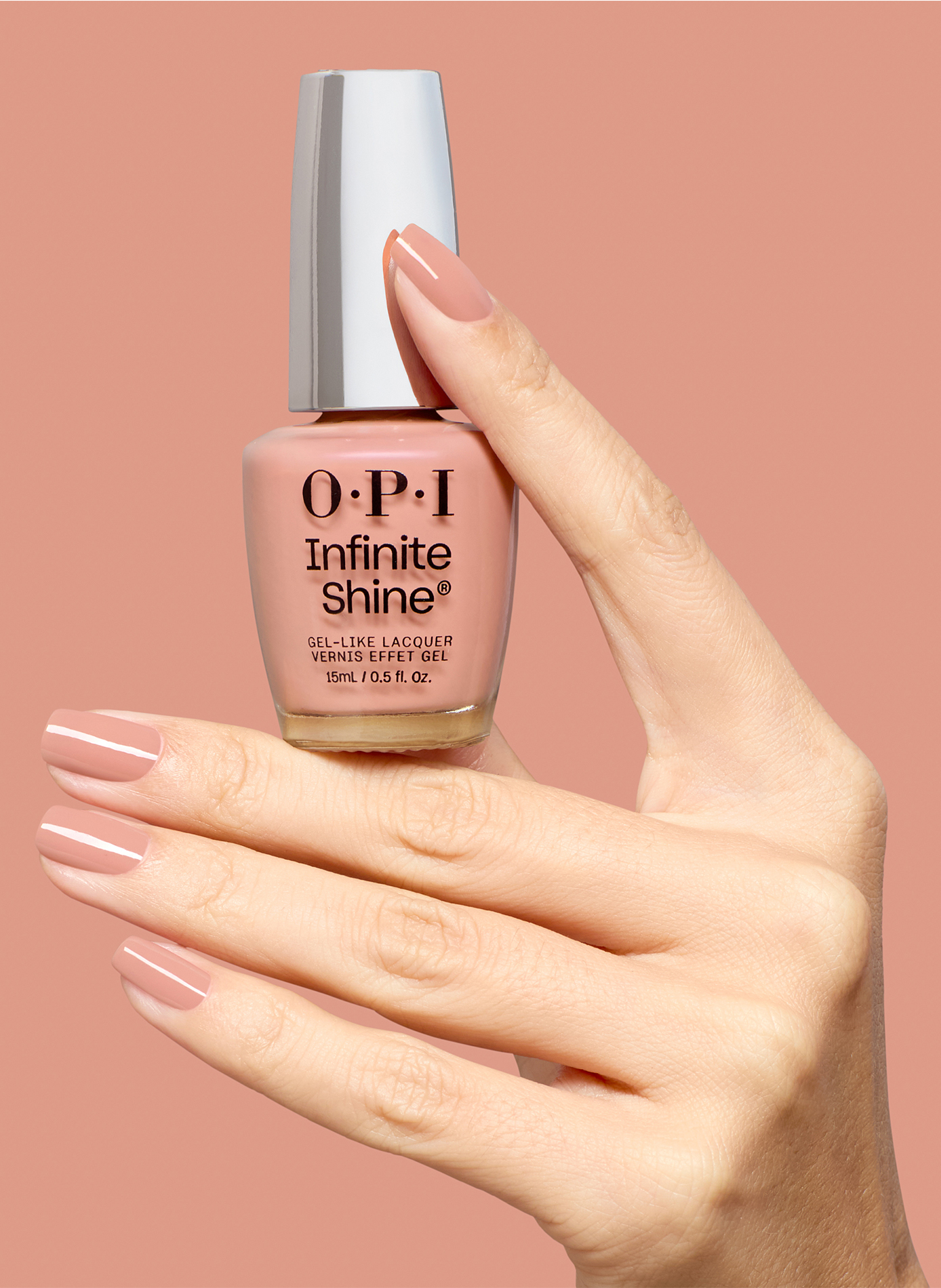 Boots in Barcelona - Infinite Shine OPI Beige moyen