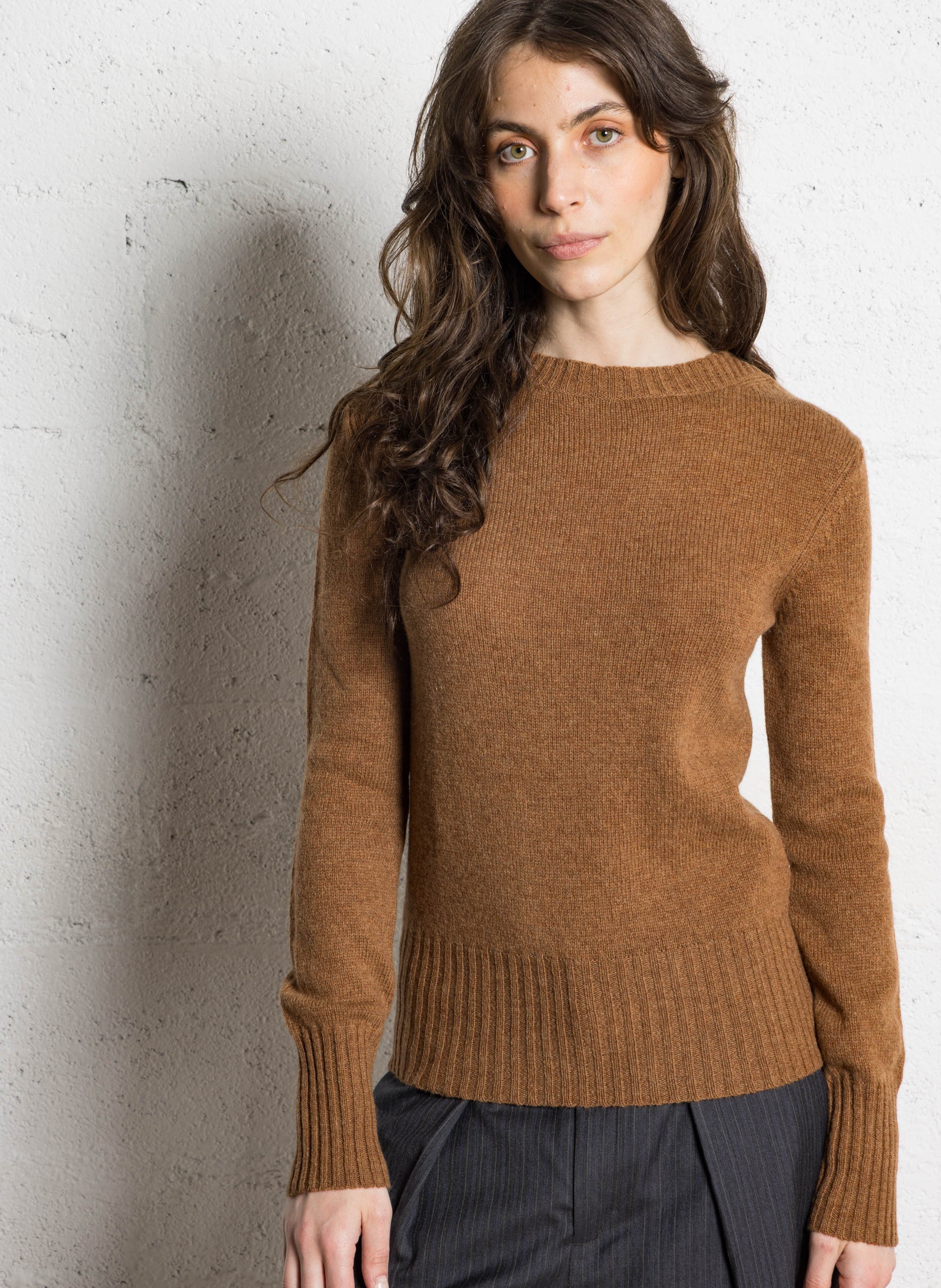 SOEUR Pull droit col rond en laine gipsy Beige