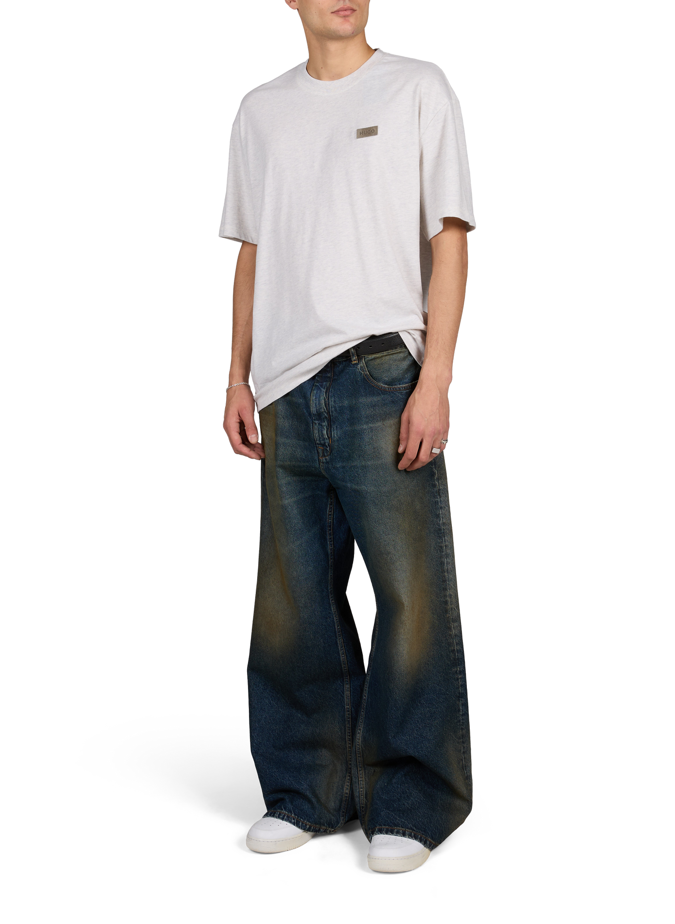 Einfarbiges, gerade geschnittenes T-Shirt mit Rundhalsausschnitt HUGO BLUE Grau