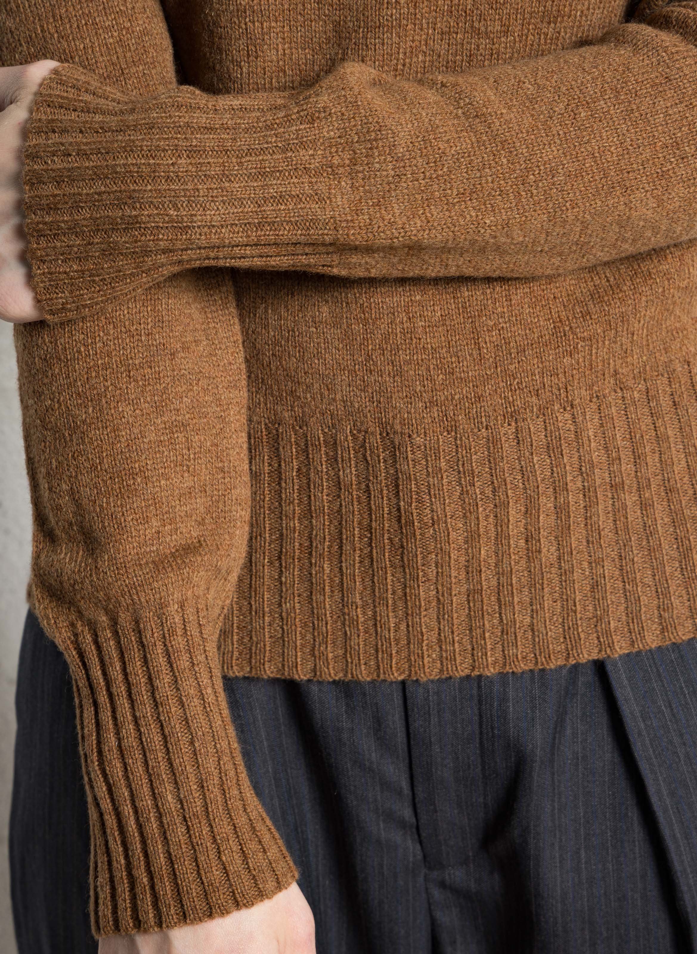 Pull droit col rond en laine gipsy SOEUR Beige