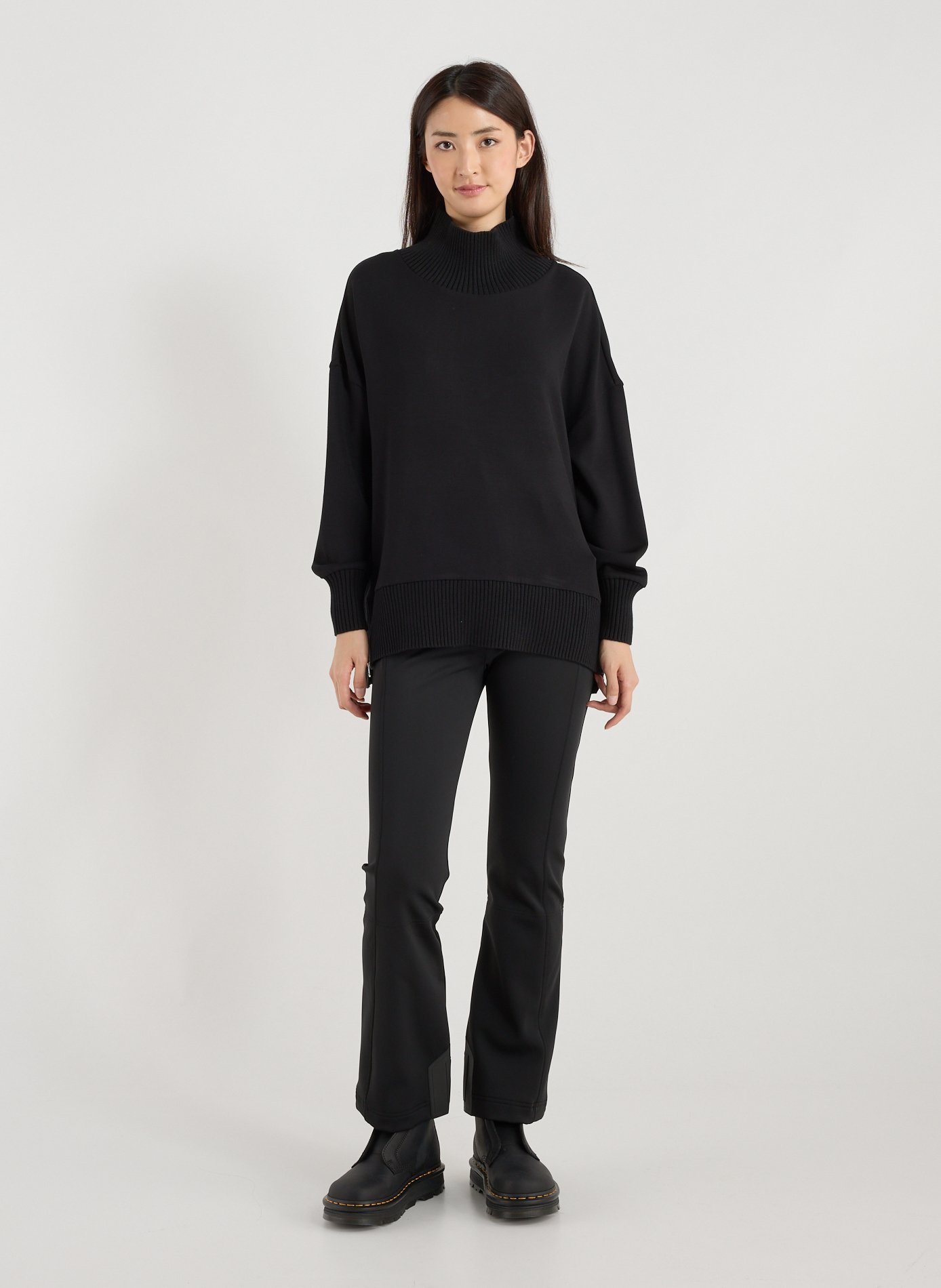 Pull ample à col montant VARLEY Noir