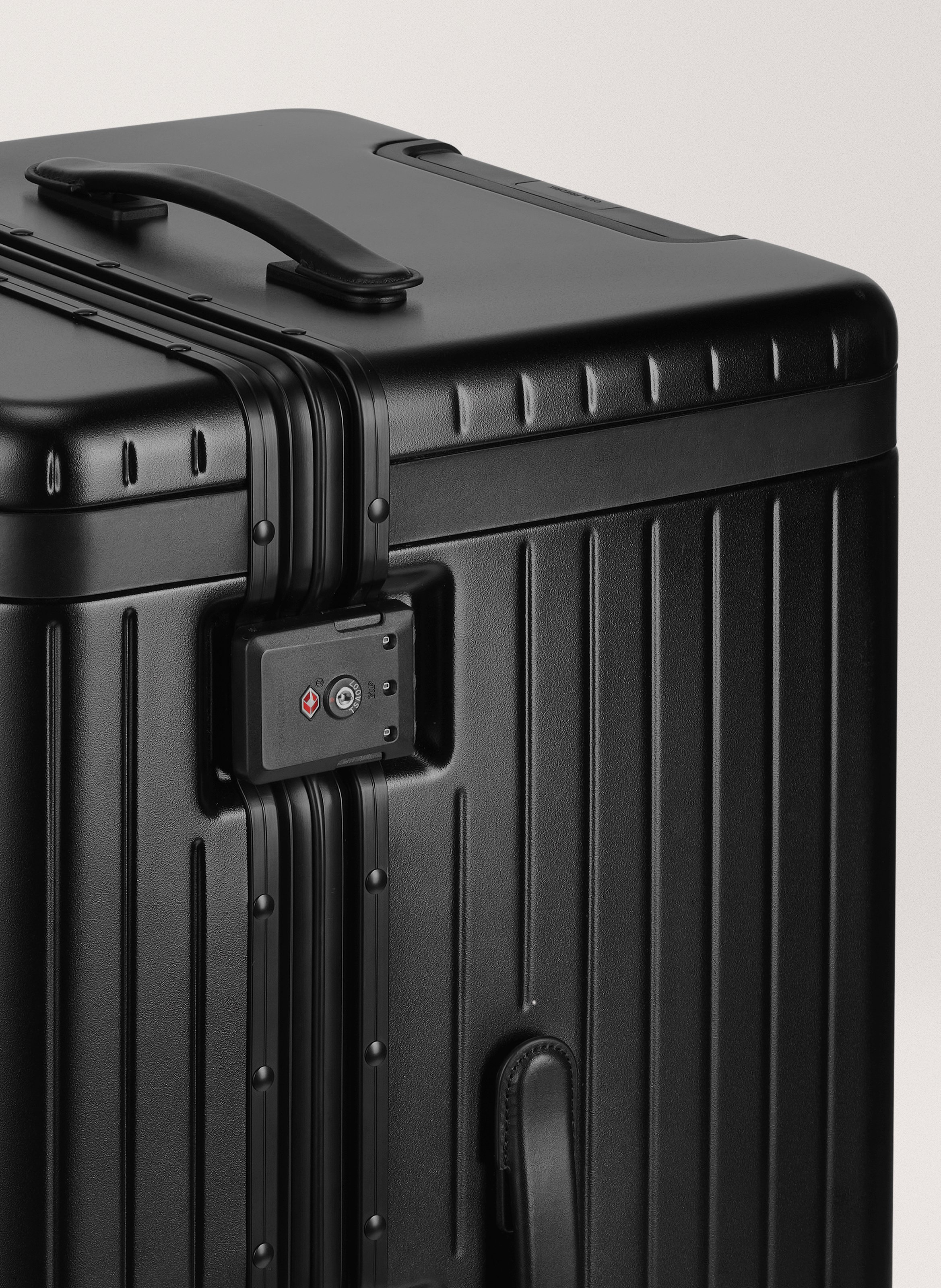 Valise 'trunk' en polycarbonate CARL FRIEDRIK Noir