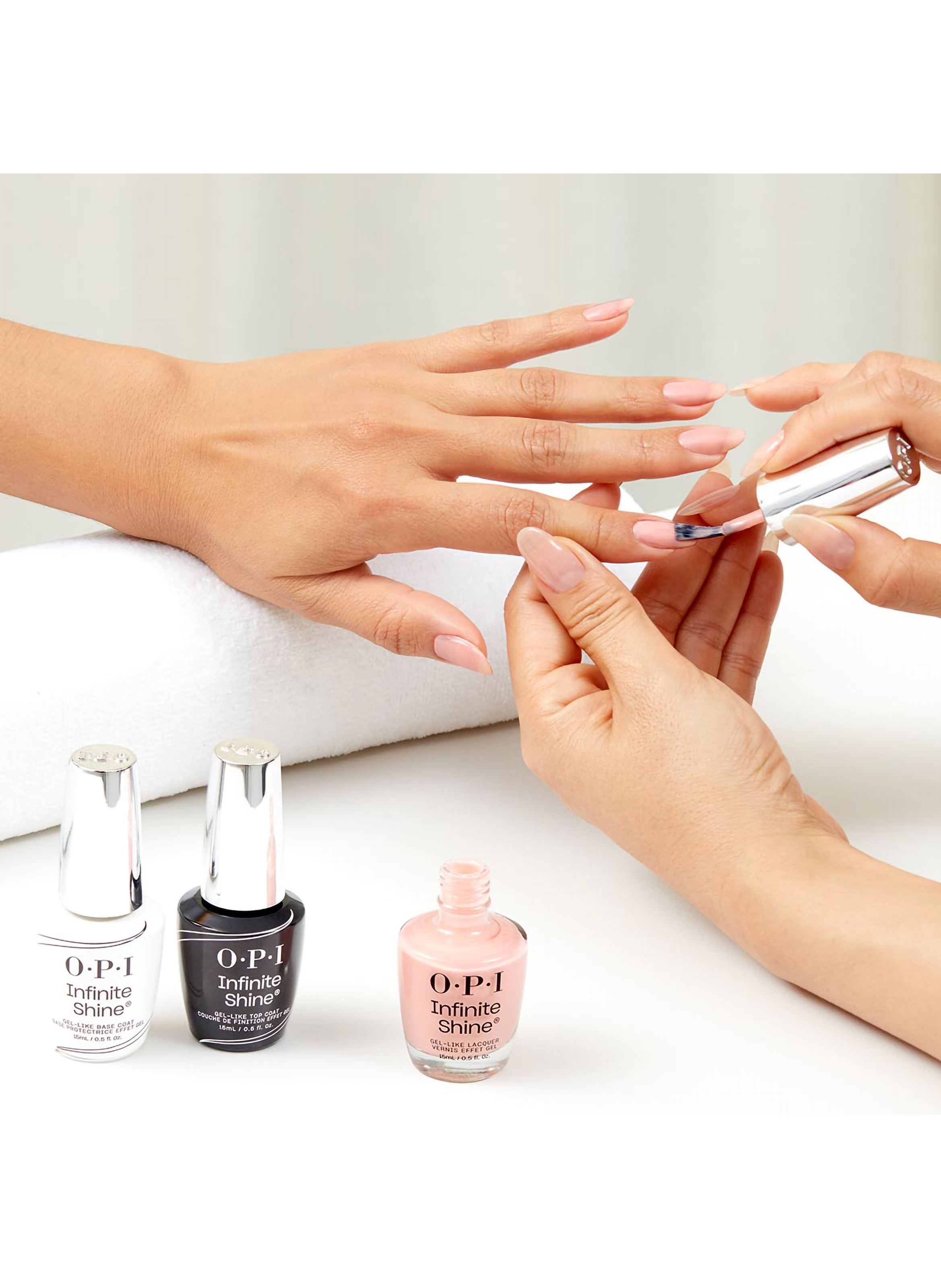 Bubble BathTM
Infinite Shine
Long-lasting gel effect nail polish OPI Rose