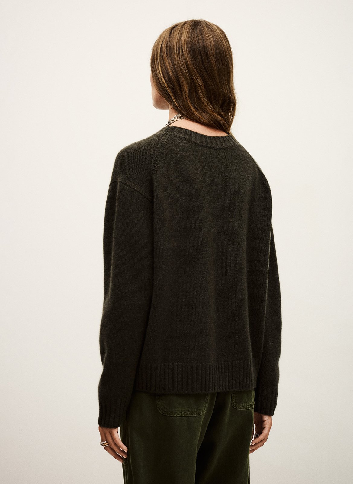 Pull oversize col rond en cachemire cesnik BA&SH Kaki