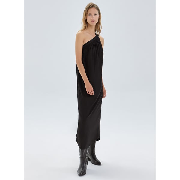 Robe longue ample asymétrique