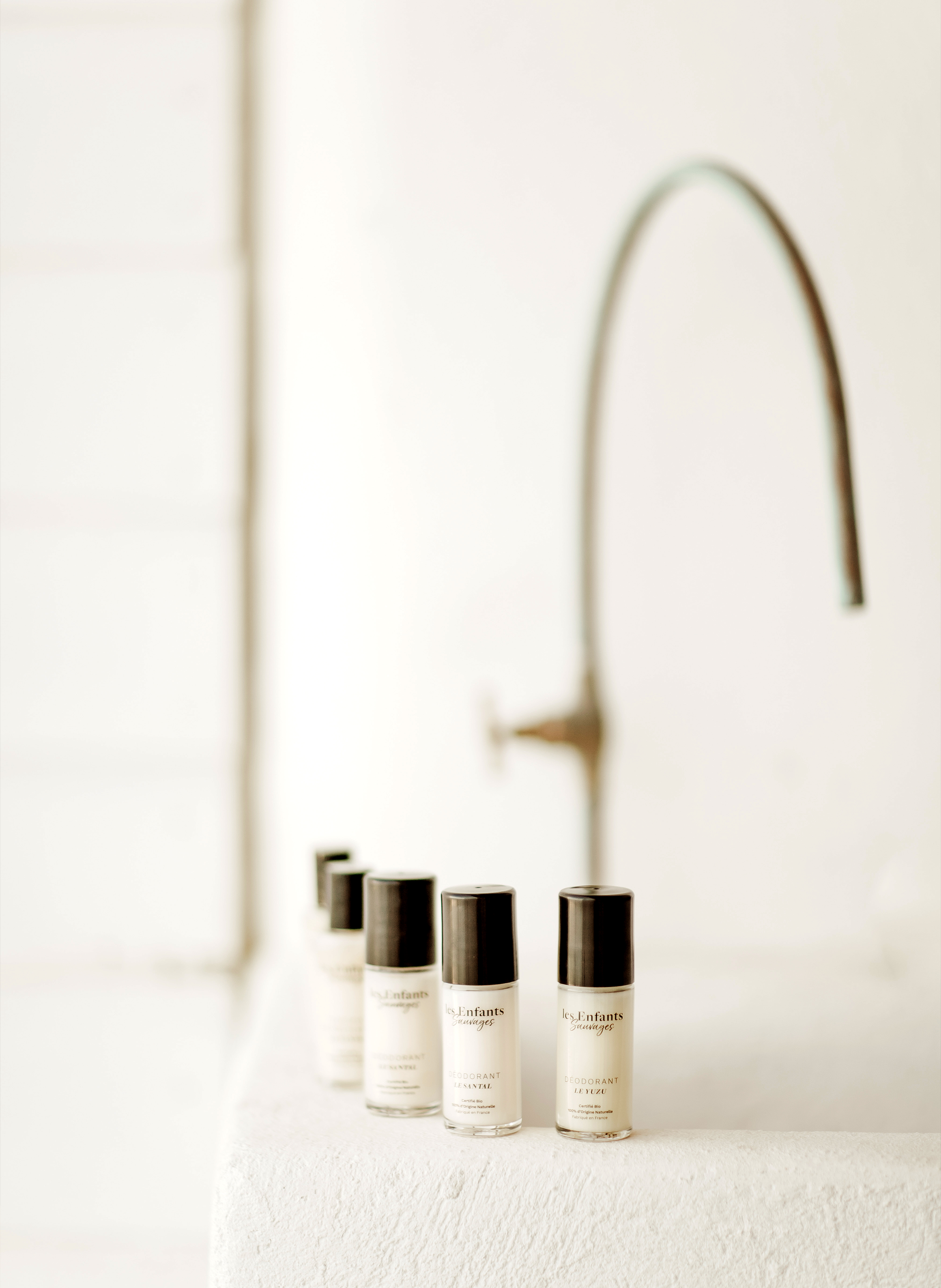 Organic & 100% Natural Roll-On Deodorant - Unisex YUZU Scent (citrus) LES ENFANTS SAUVAGES No color