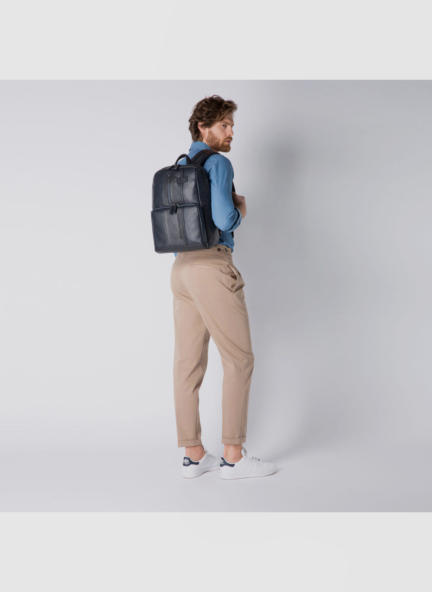 Petit sac à dos pour ordinateur 14" PIQUADRO Noir