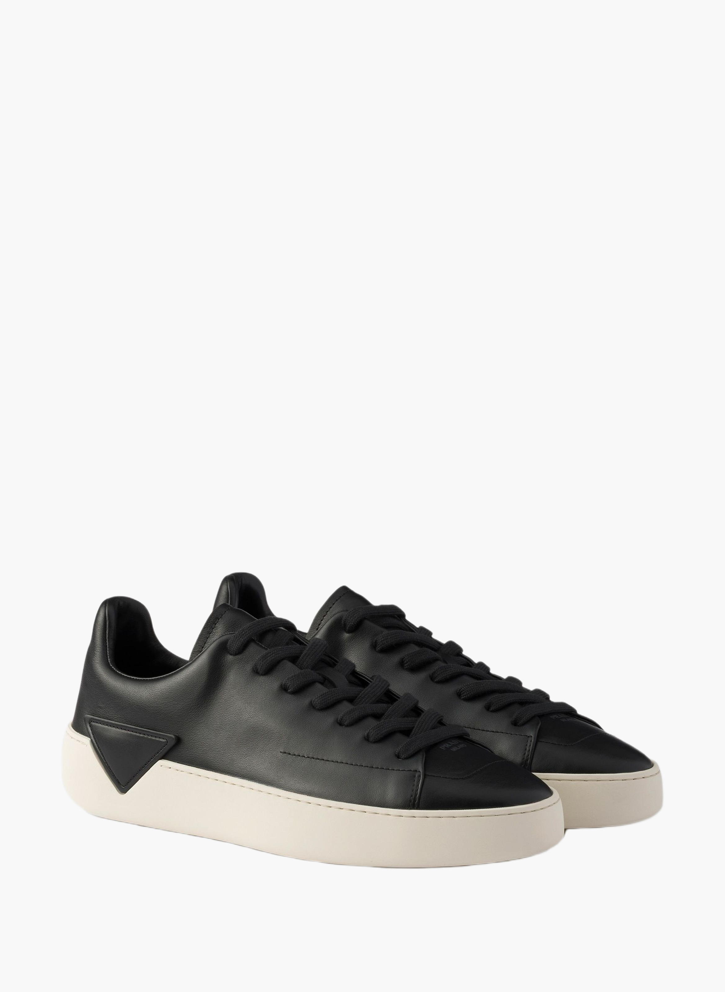 Baskets court en cuir PRADA Noir