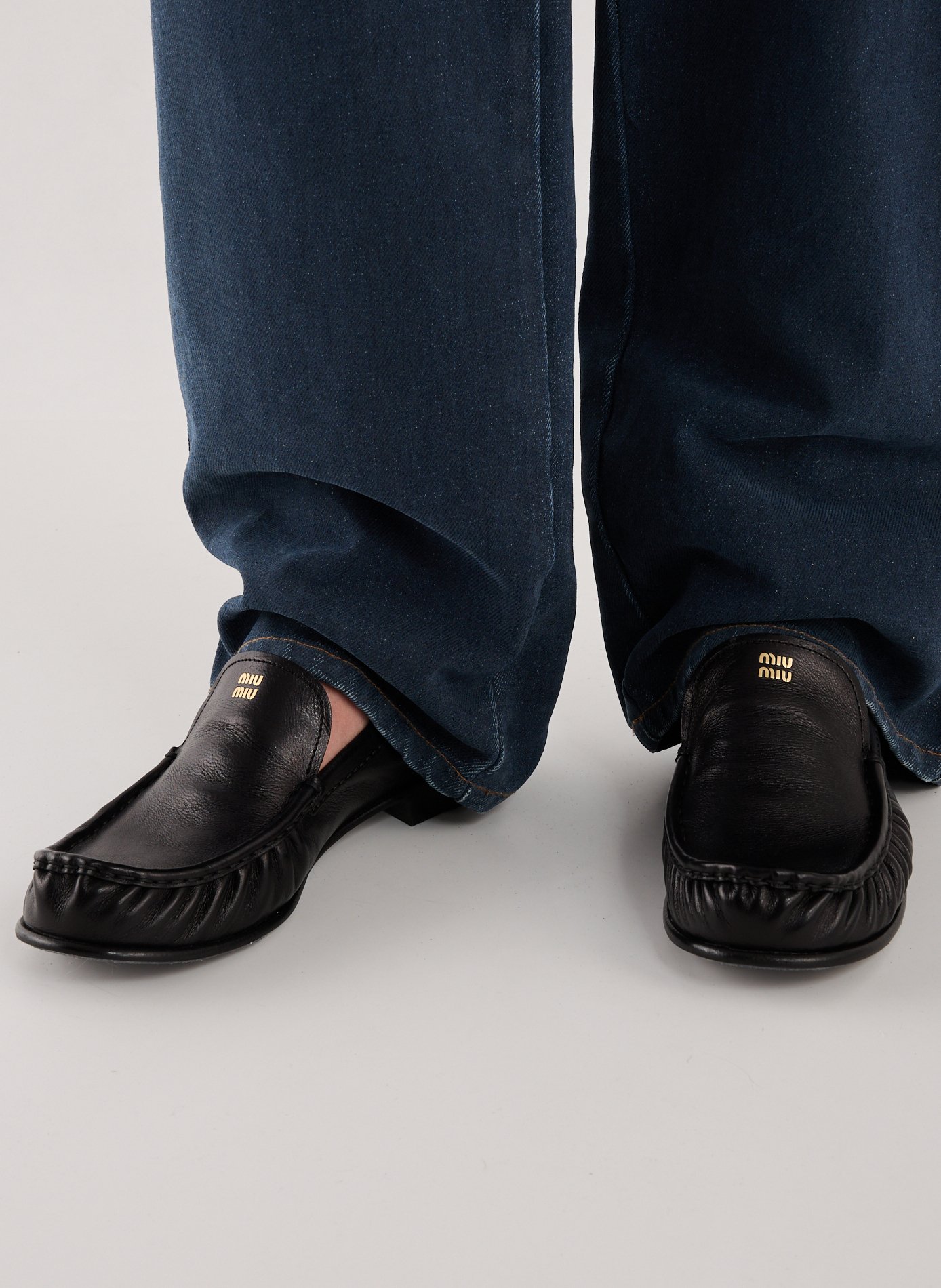 Mocassins en cuir de buffle MIU MIU Noir