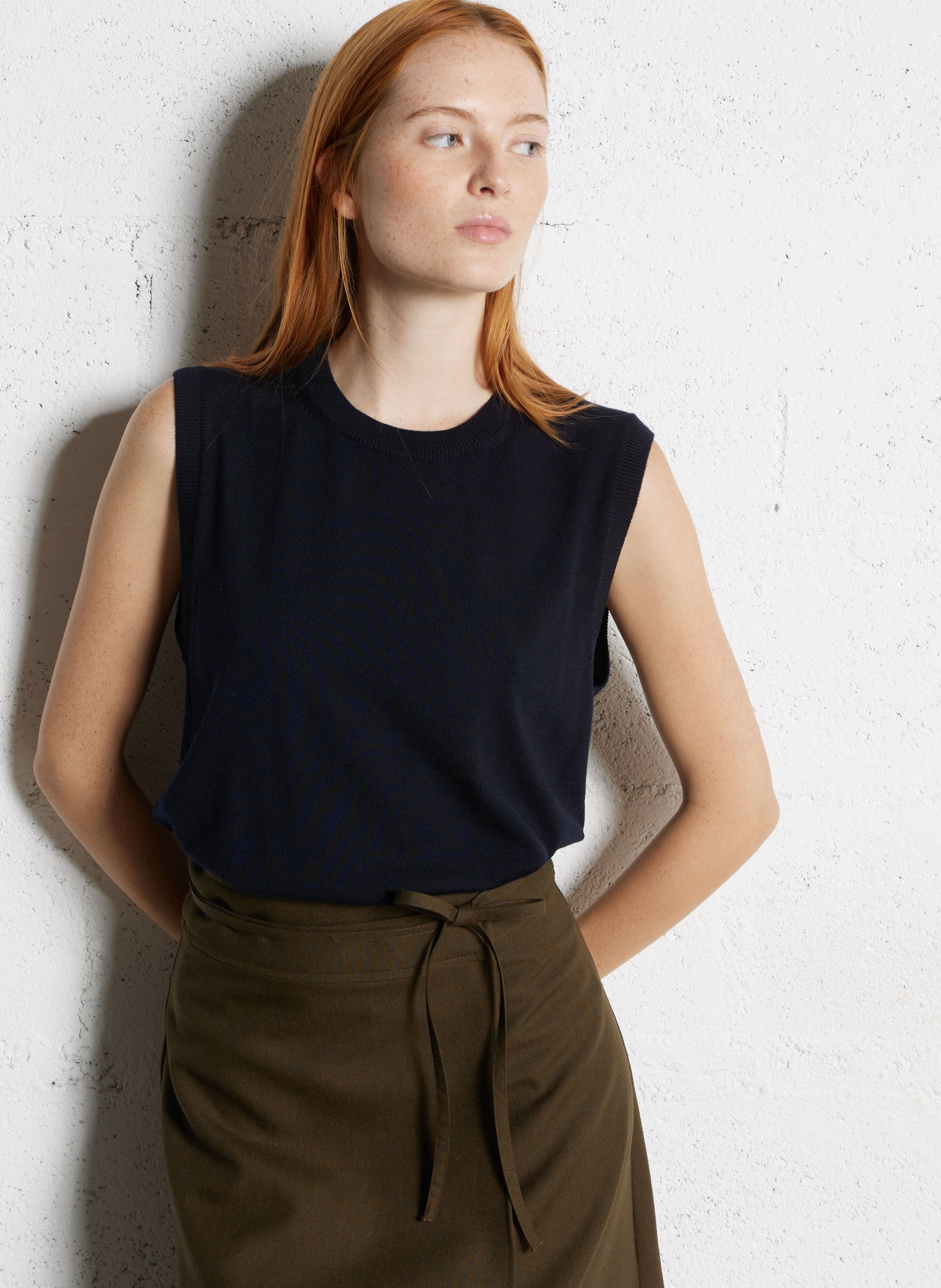 Pull sans manches col rond en laine mérinos fargo SOEUR Bleu