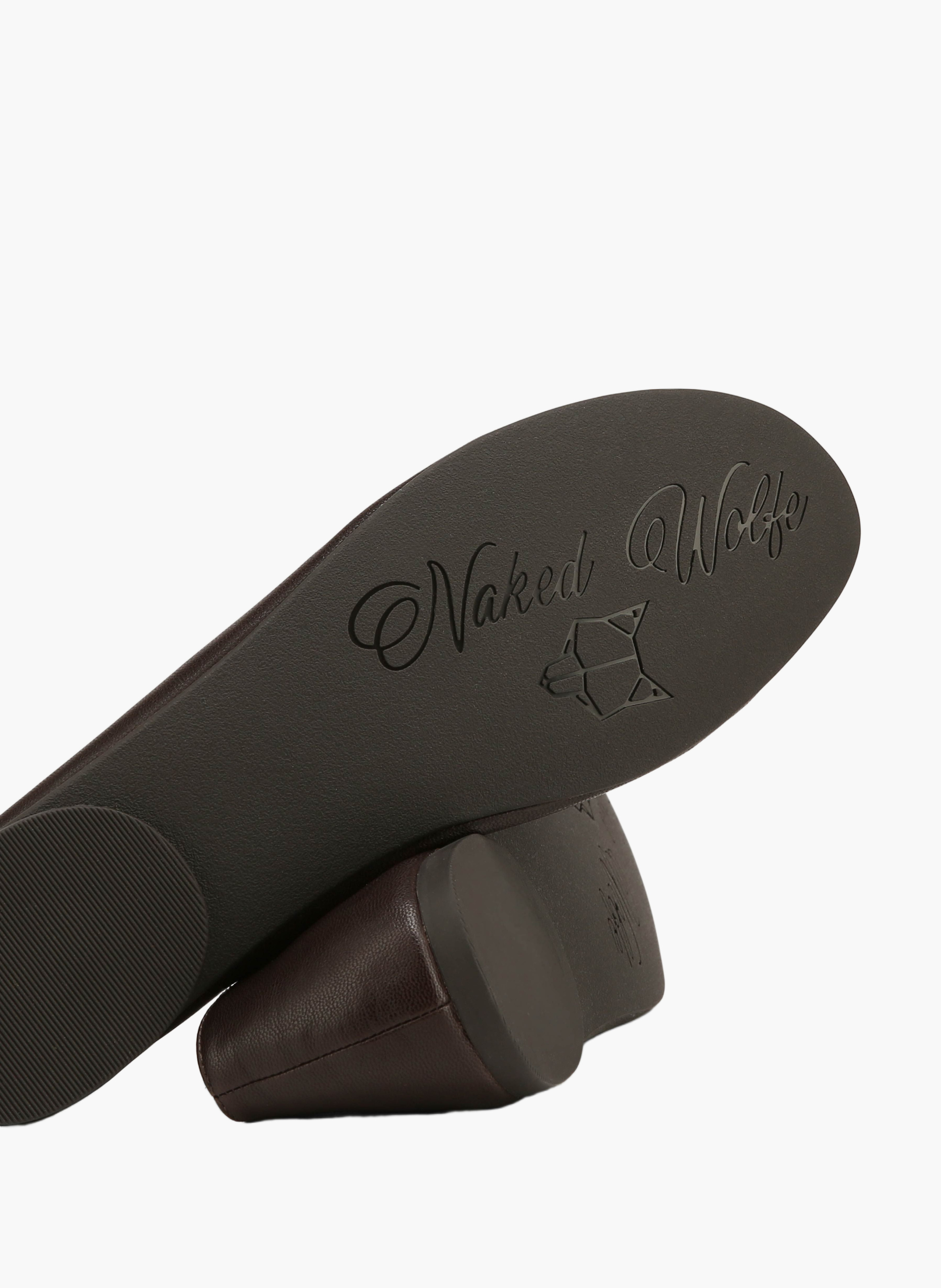 Yuzu ballerina's van leer NAKED WOLFE Bruin