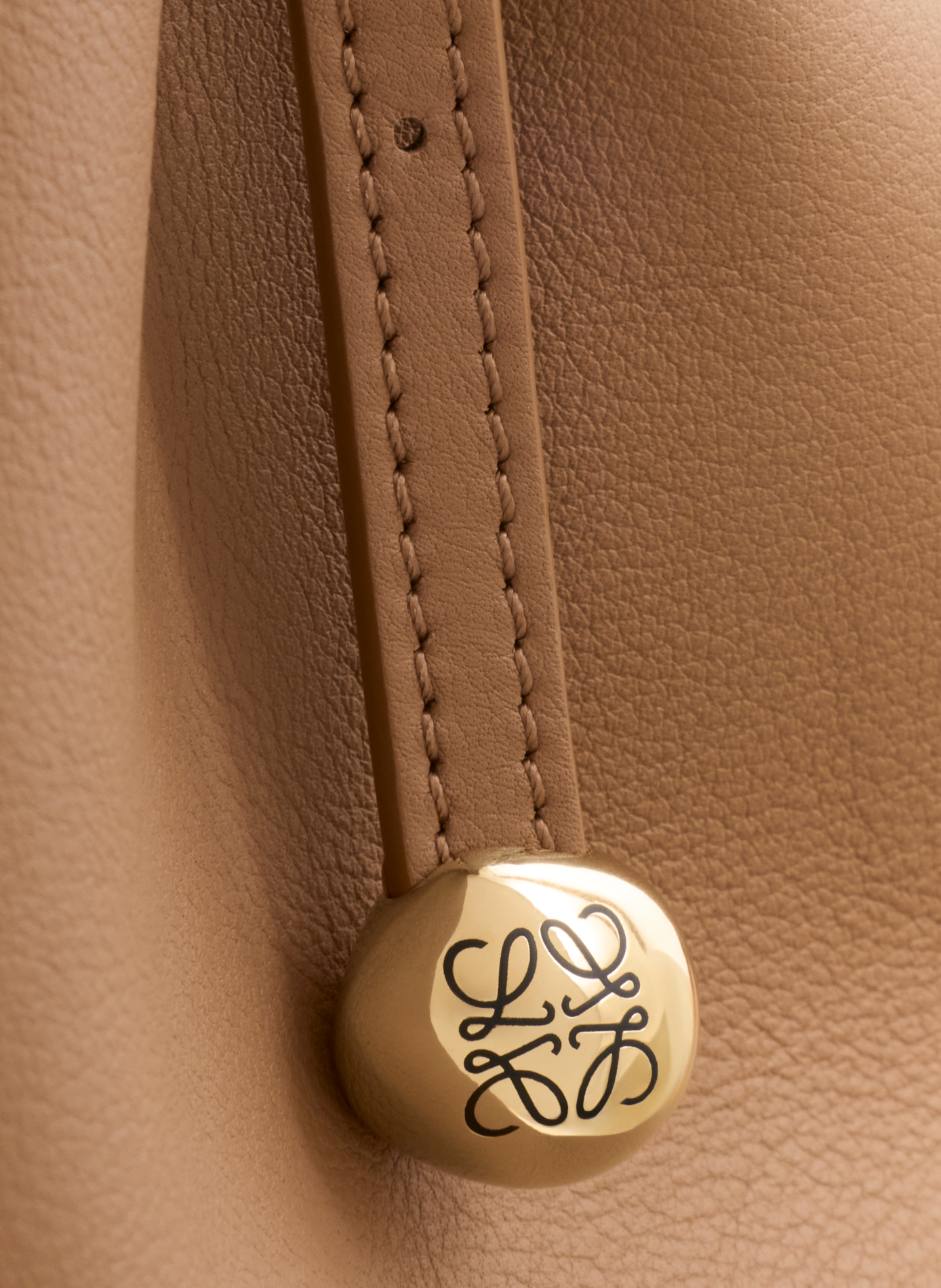 Scarf leather shoulder bag LOEWE Brown