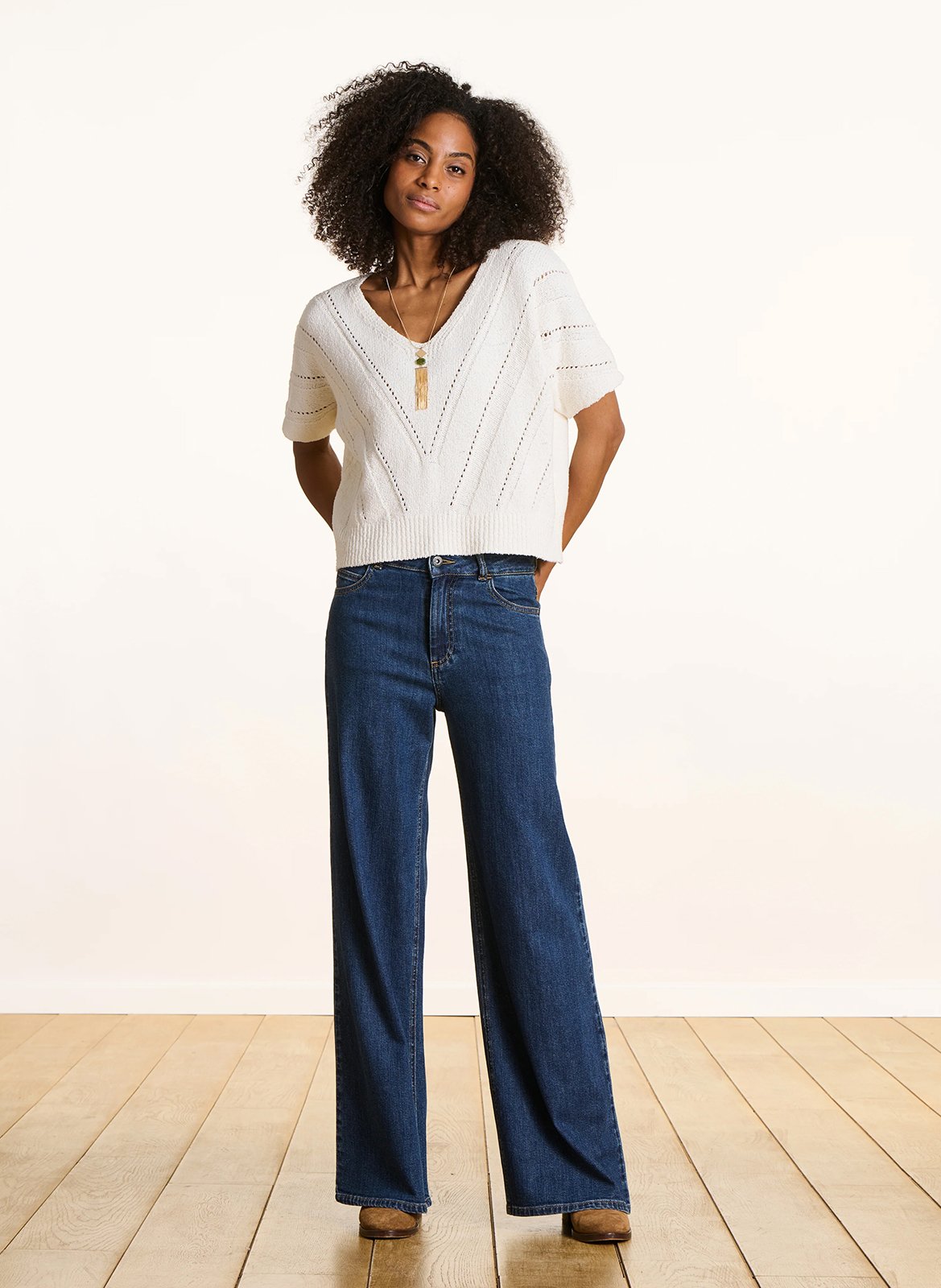 Oversized trui met V-hals van een katoenmix met gerecycled katoen LA FEE MARABOUTEE Wit