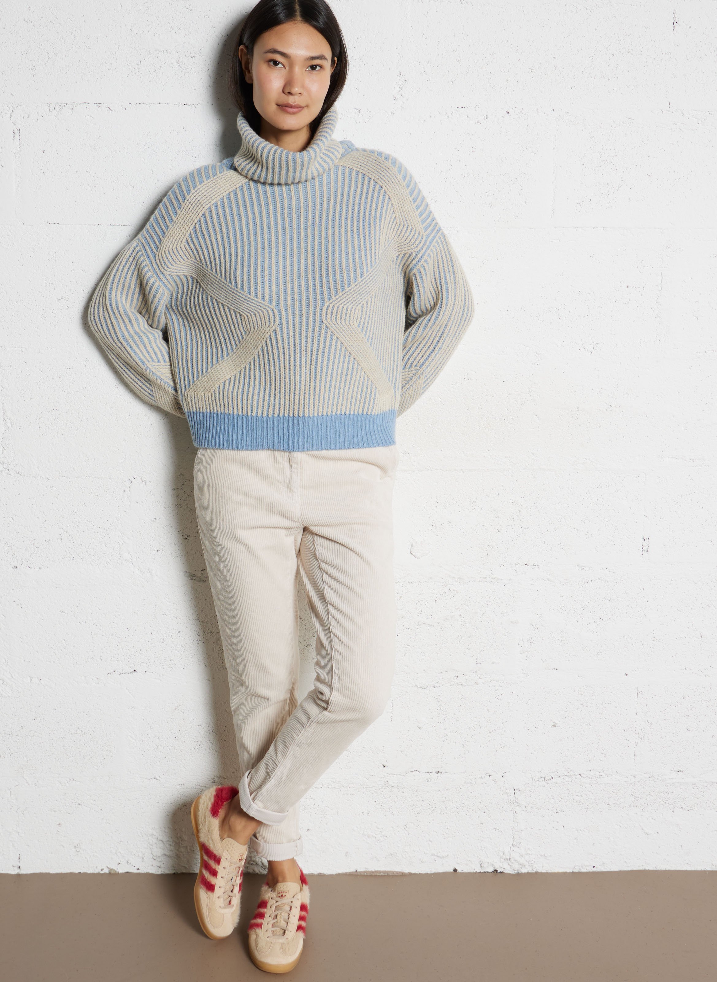 Pantalon carotte en coton sabil MAISON 123 Beige