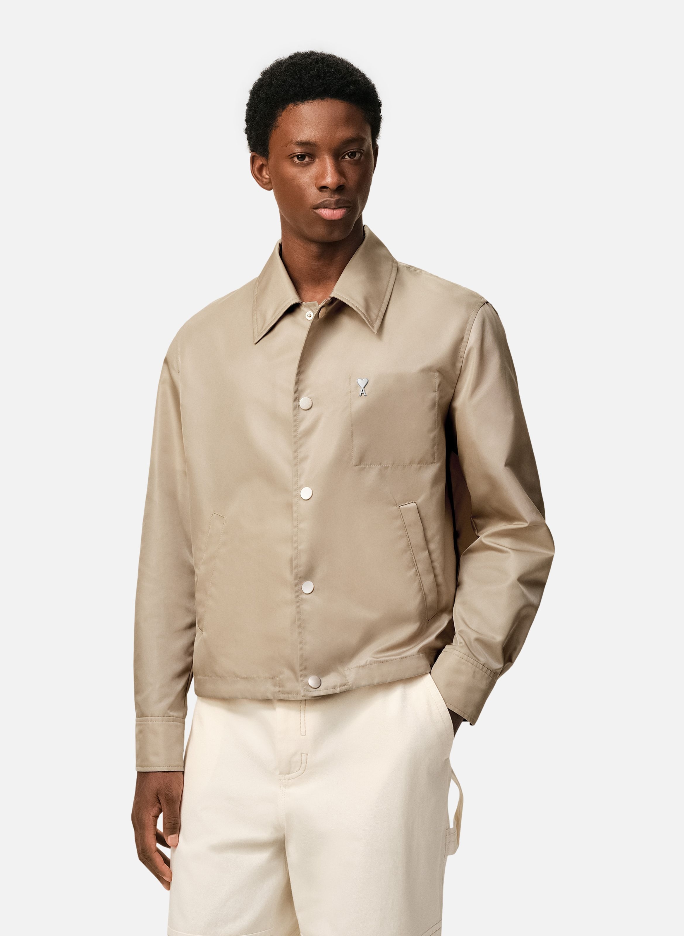 Blouson boutonné rivet ami de cœur unisexe en nylon AMI PARIS Beige