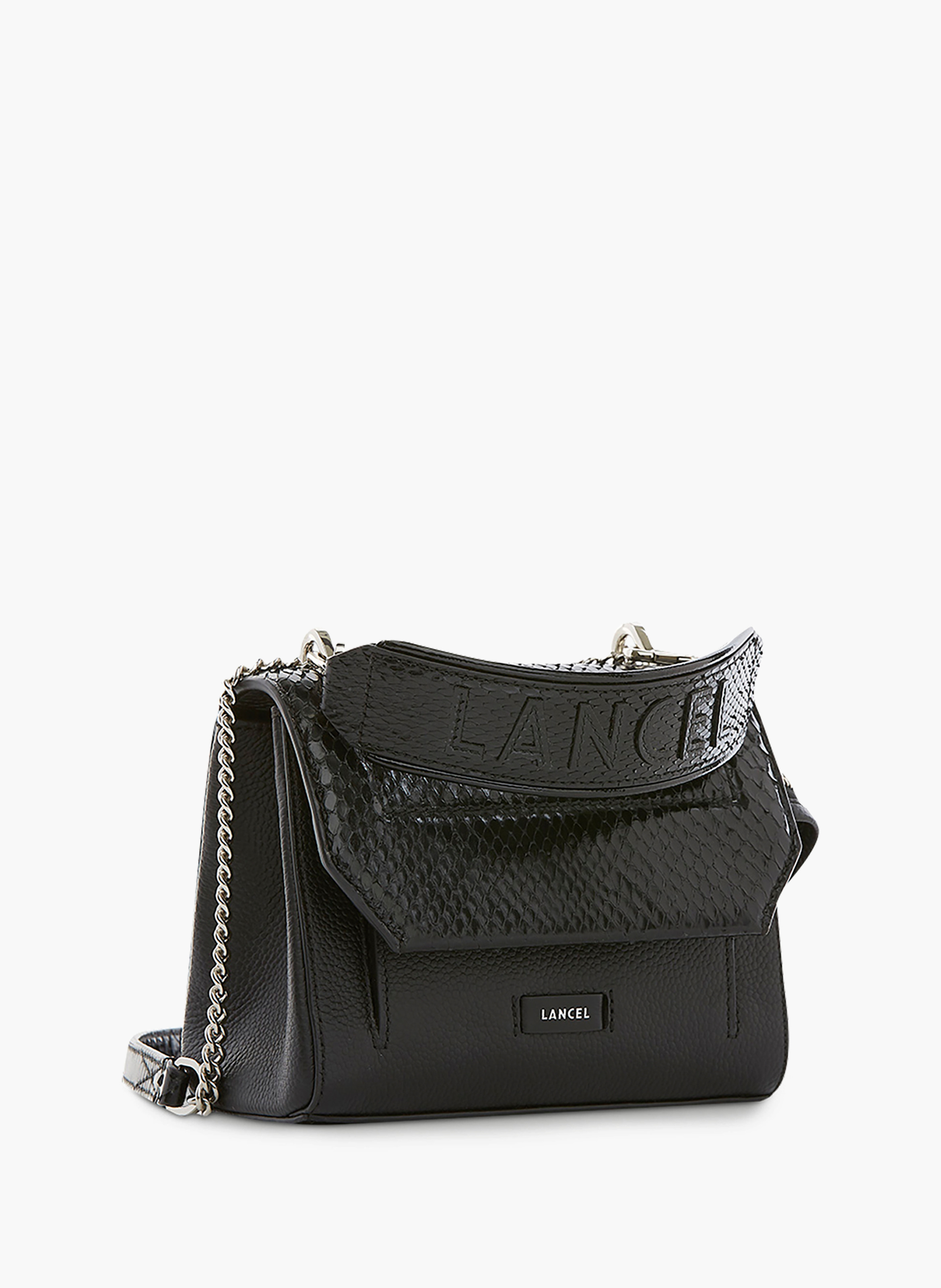 Petit sac bandoulière à rabat avec chaîne et bandoulière en cuir. LANCEL Noir
