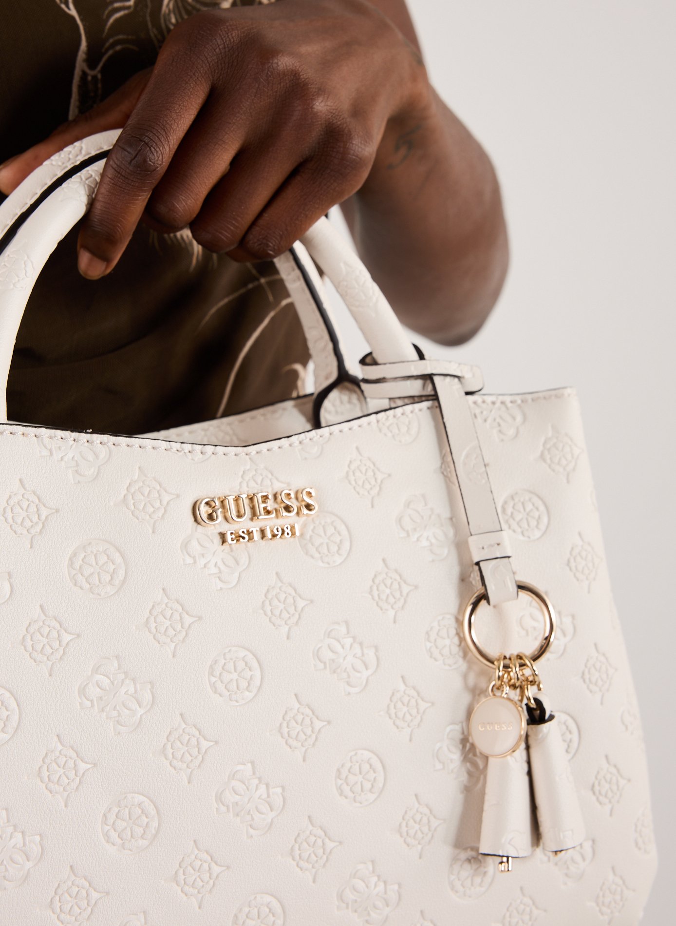 Sac à main à logo GUESS Beige