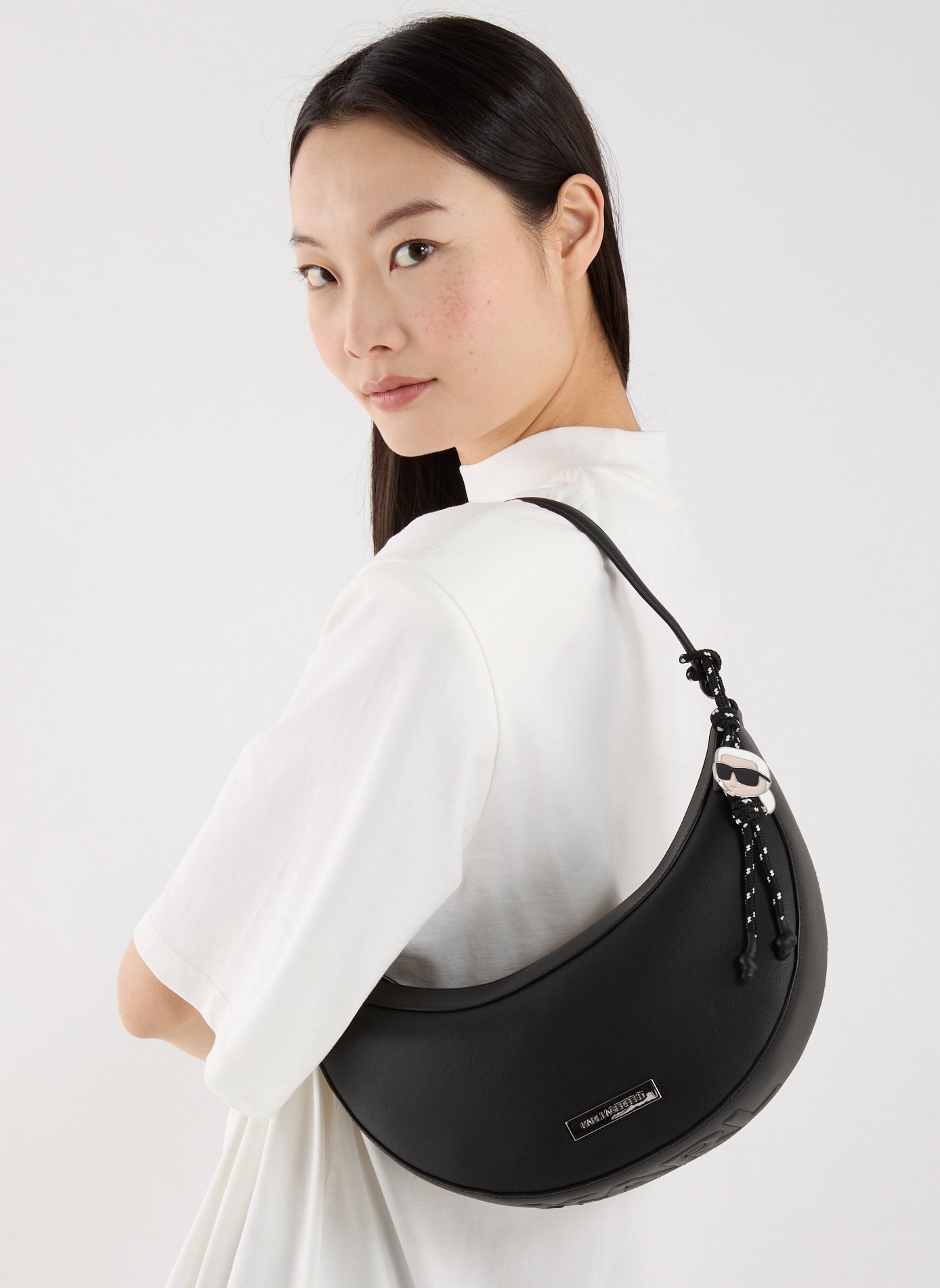 Round handbag KARL LAGERFELD Black