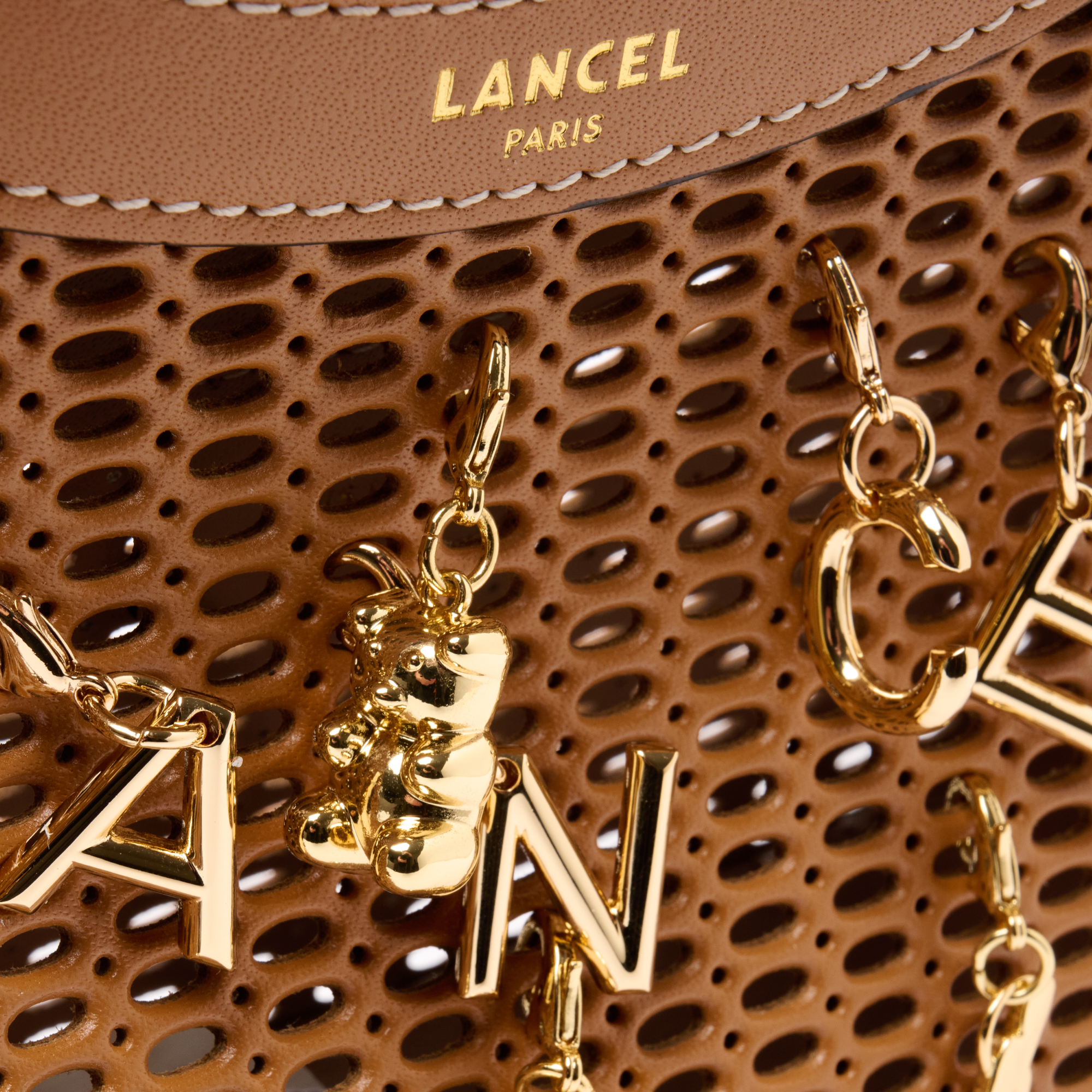 Sac zippé m double porté avec charms croisette de lancel en cuir LANCEL Marron