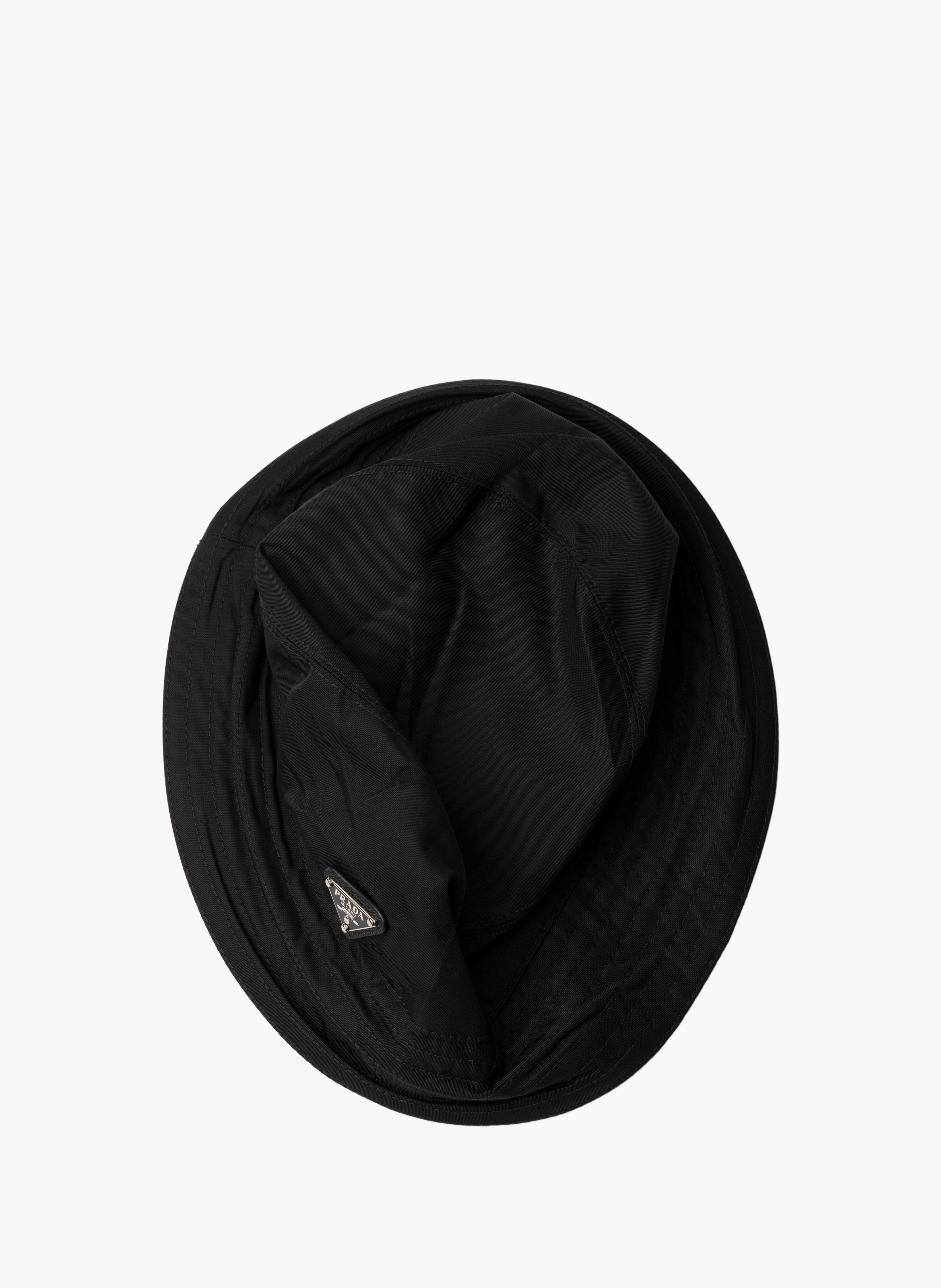 Bob en re-nylon PRADA Noir