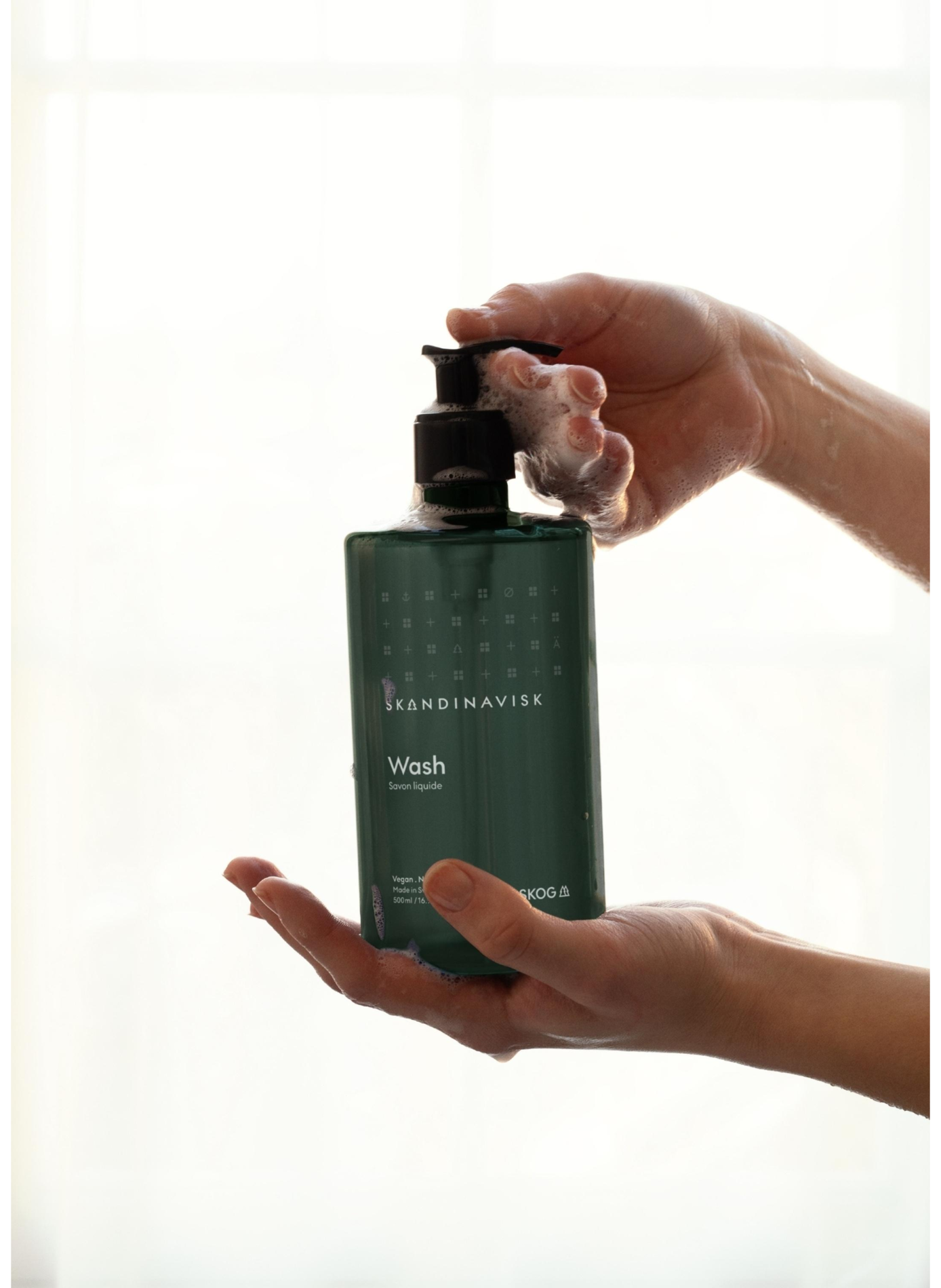 Distributeur de savon liquide Skog 500ml SKANDINAVISK Vert