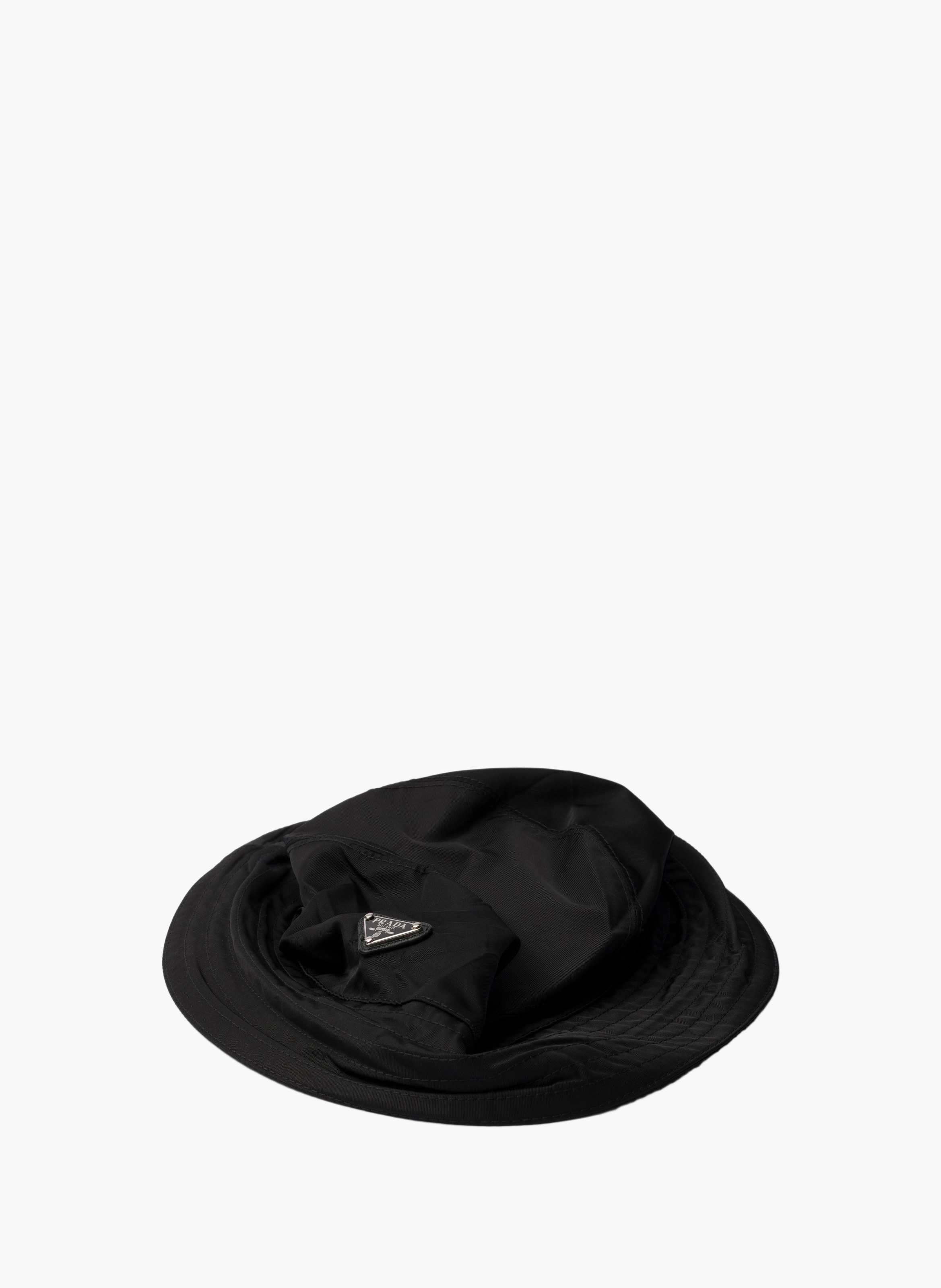 Bob en re-nylon PRADA Noir