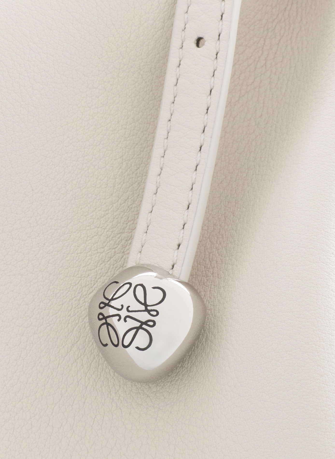 Scarf leather shoulder bag LOEWE White
