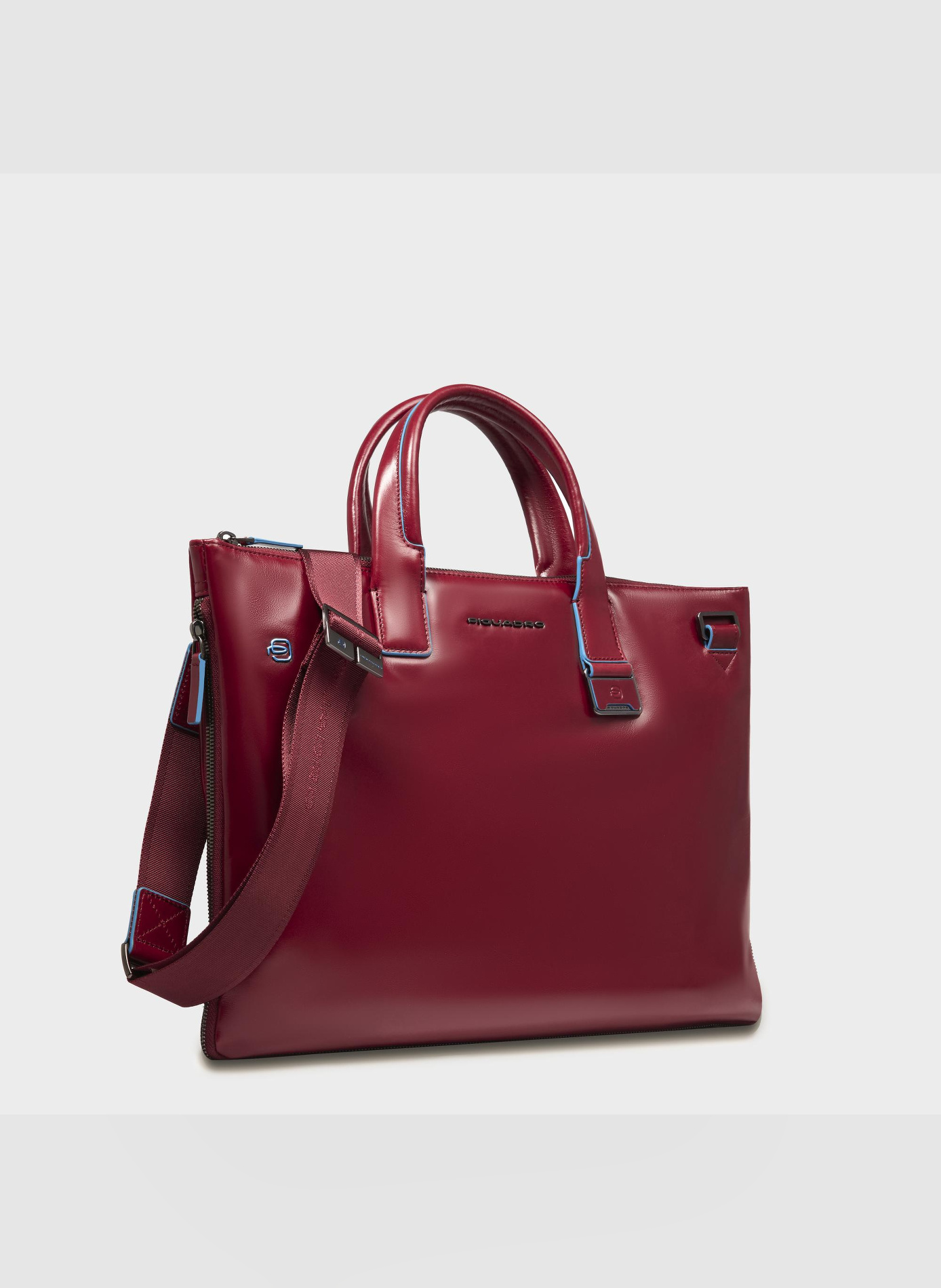 Sac fin pour ordinateur 15,6", extensible PIQUADRO Rouge