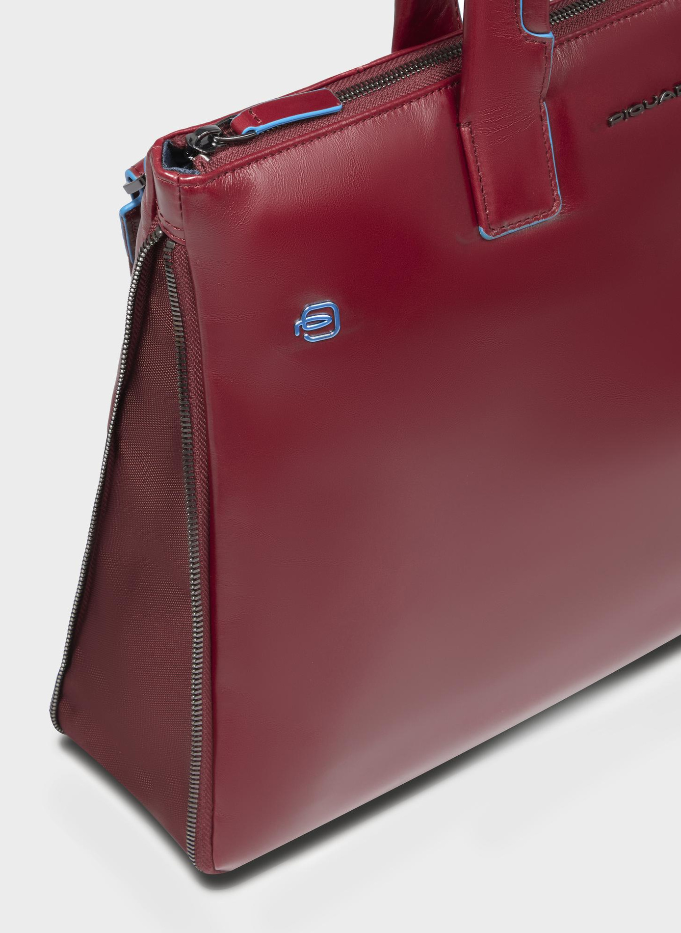 Sac fin pour ordinateur 15,6", extensible PIQUADRO Rouge