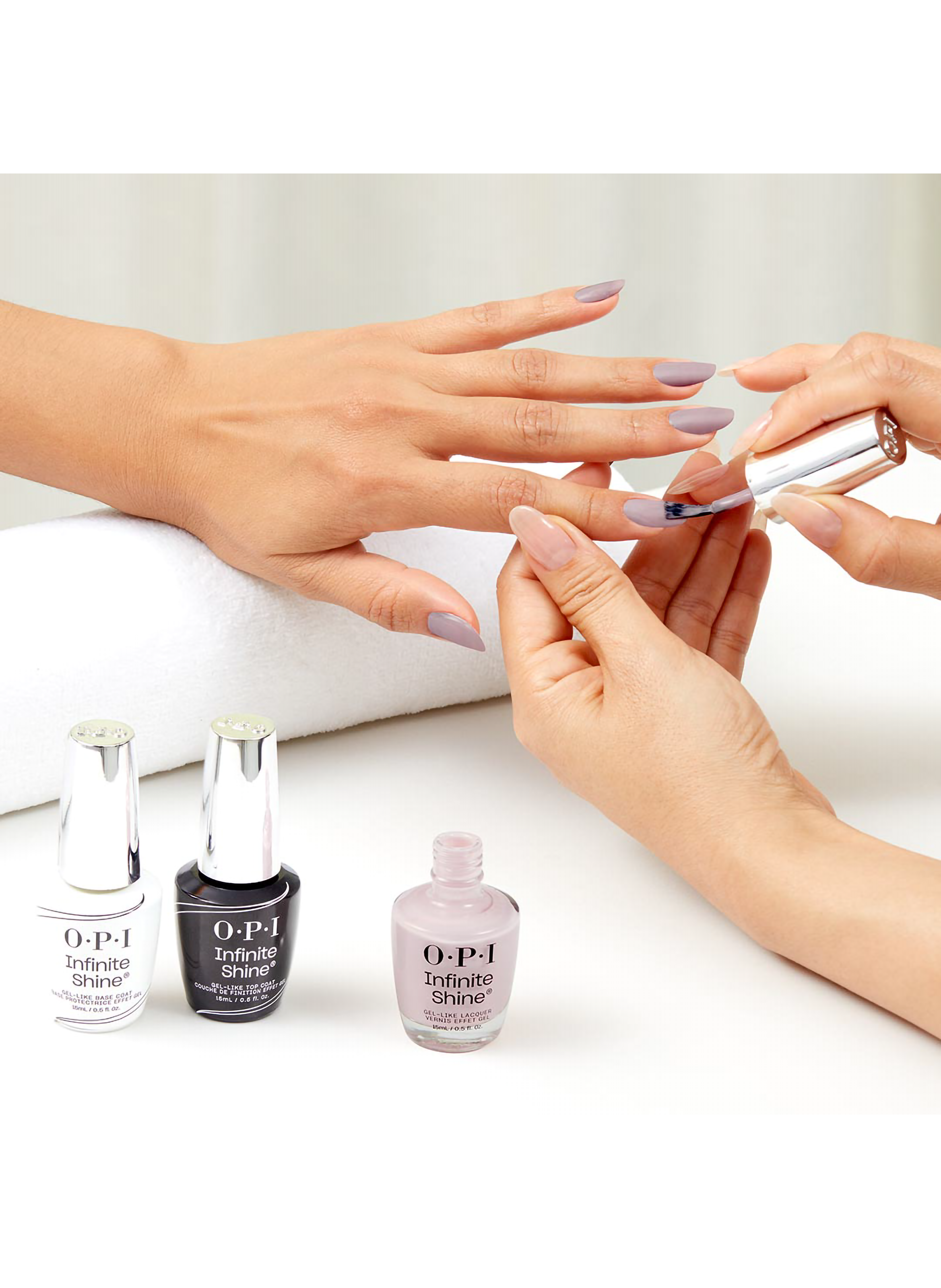 Don't Bossa Nova Me Around™
Infinite Shine
Long-wear gel effect nail polish OPI Beige