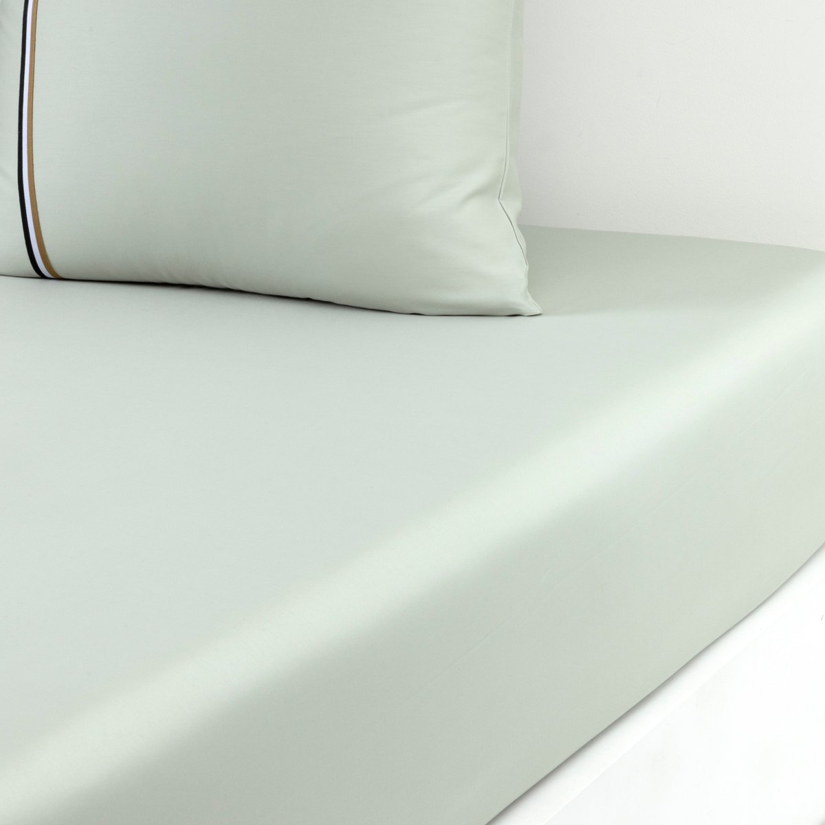 Drap housse en satin de coton, b linea BOSS HOME Vert