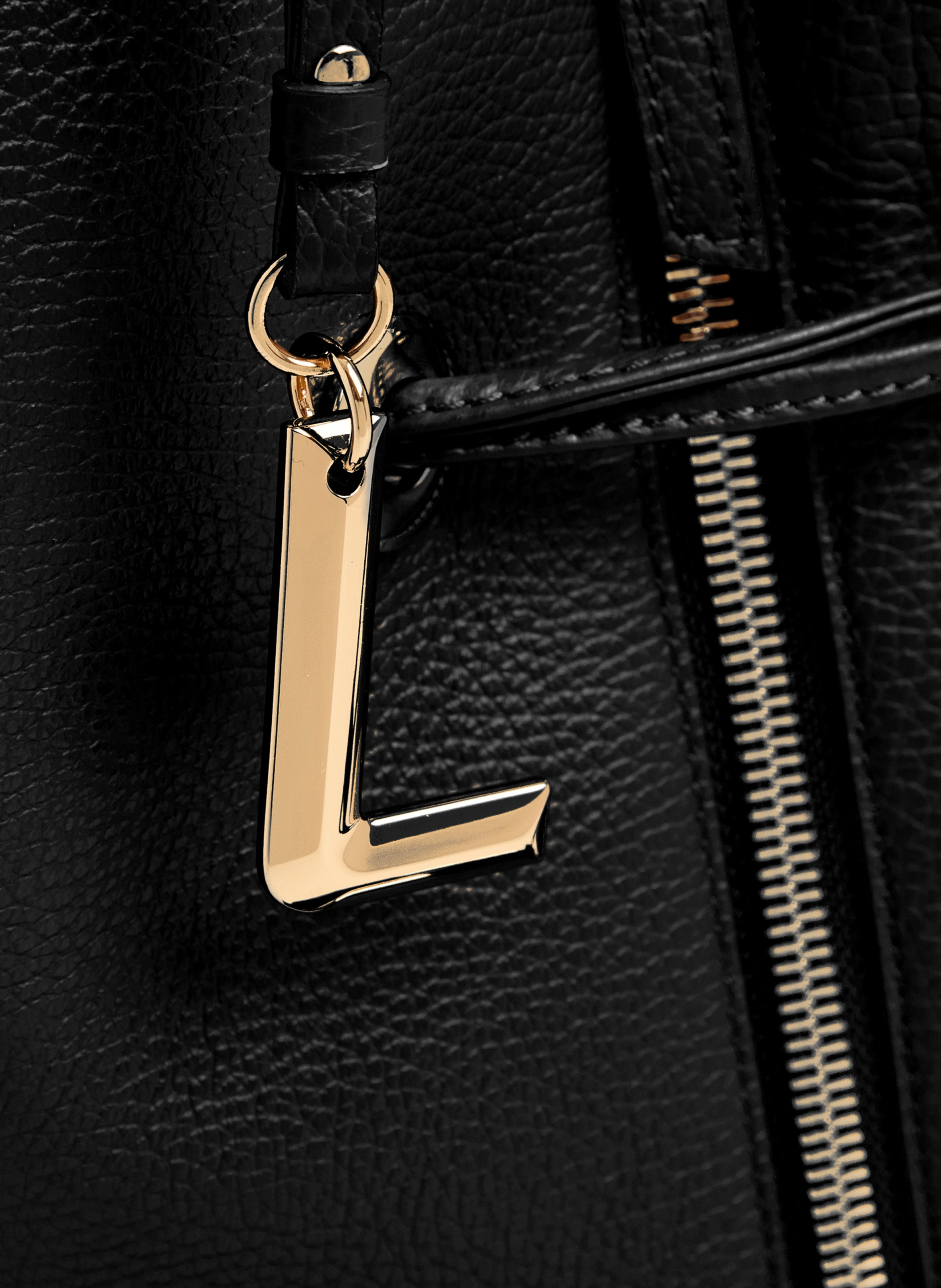 Sac seau premier flirt de lancel en animation 150y multizip : cuirs de vachette graine & suede LANCEL Noir