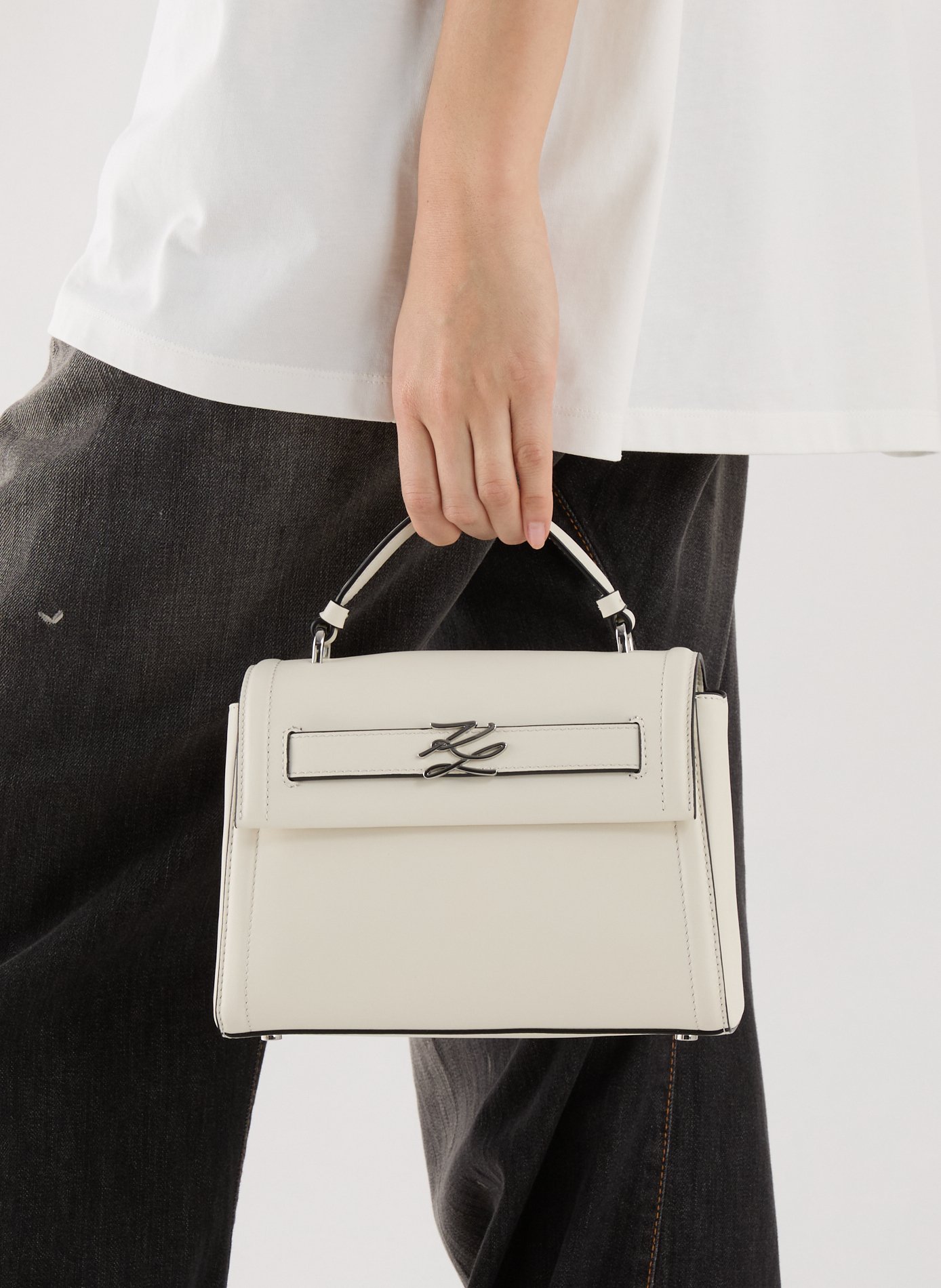 Plain leather handbag KARL LAGERFELD Beige